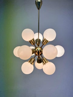 A Space Design/One Lustre Sputnik par Kamenicky Senov, années 1970 - Tchécoslovaquie