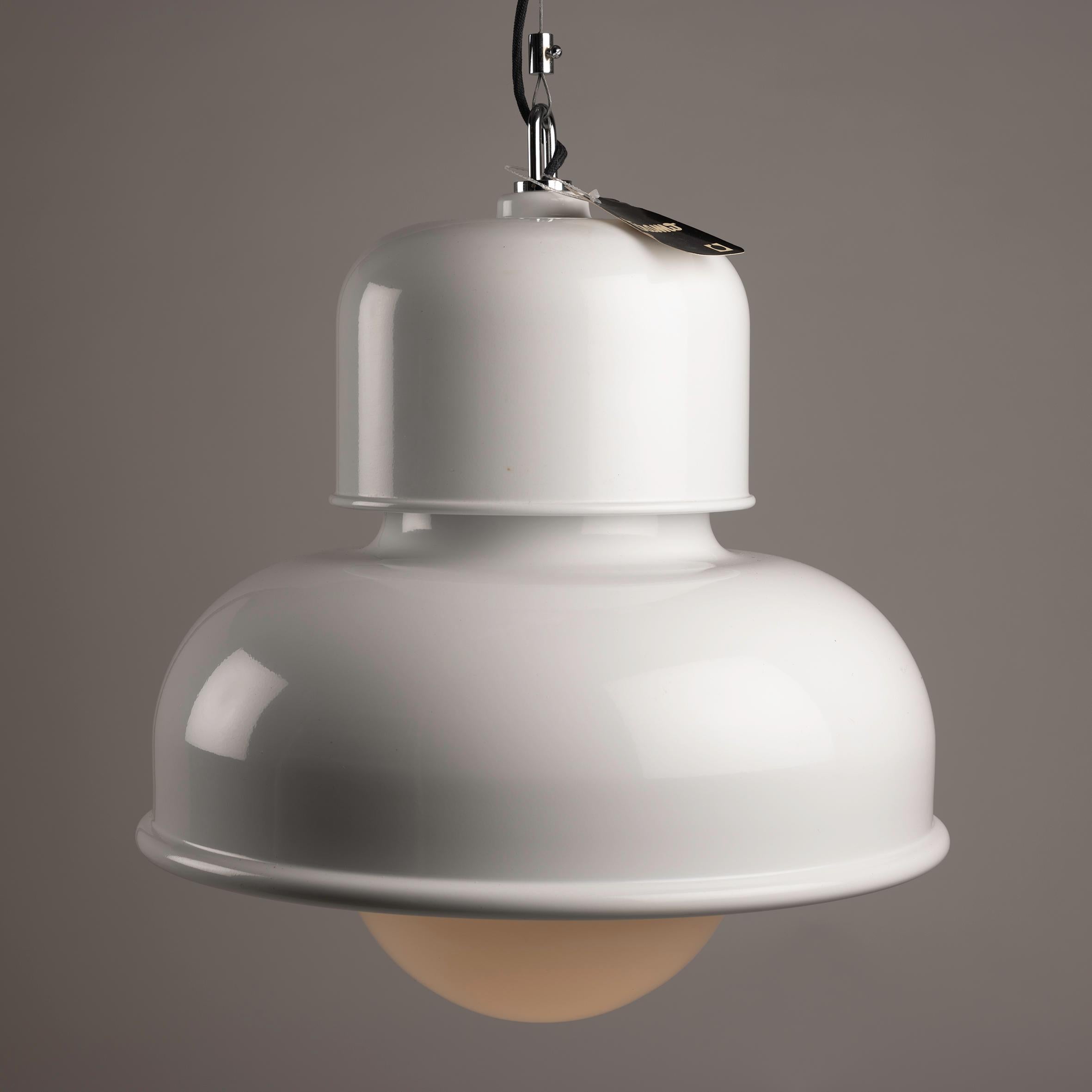 Lampe suspendue design A Space par Miguel Milá pour Tramo 1960s Excellent état - En vente à BARCELONA, ES