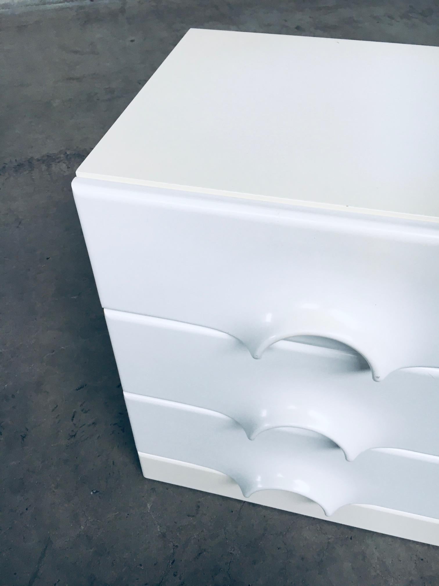 Kommode „QUADRO“ im Space Age-Design von Jurgen Lange für Schonbuch, Space Age im Angebot 3