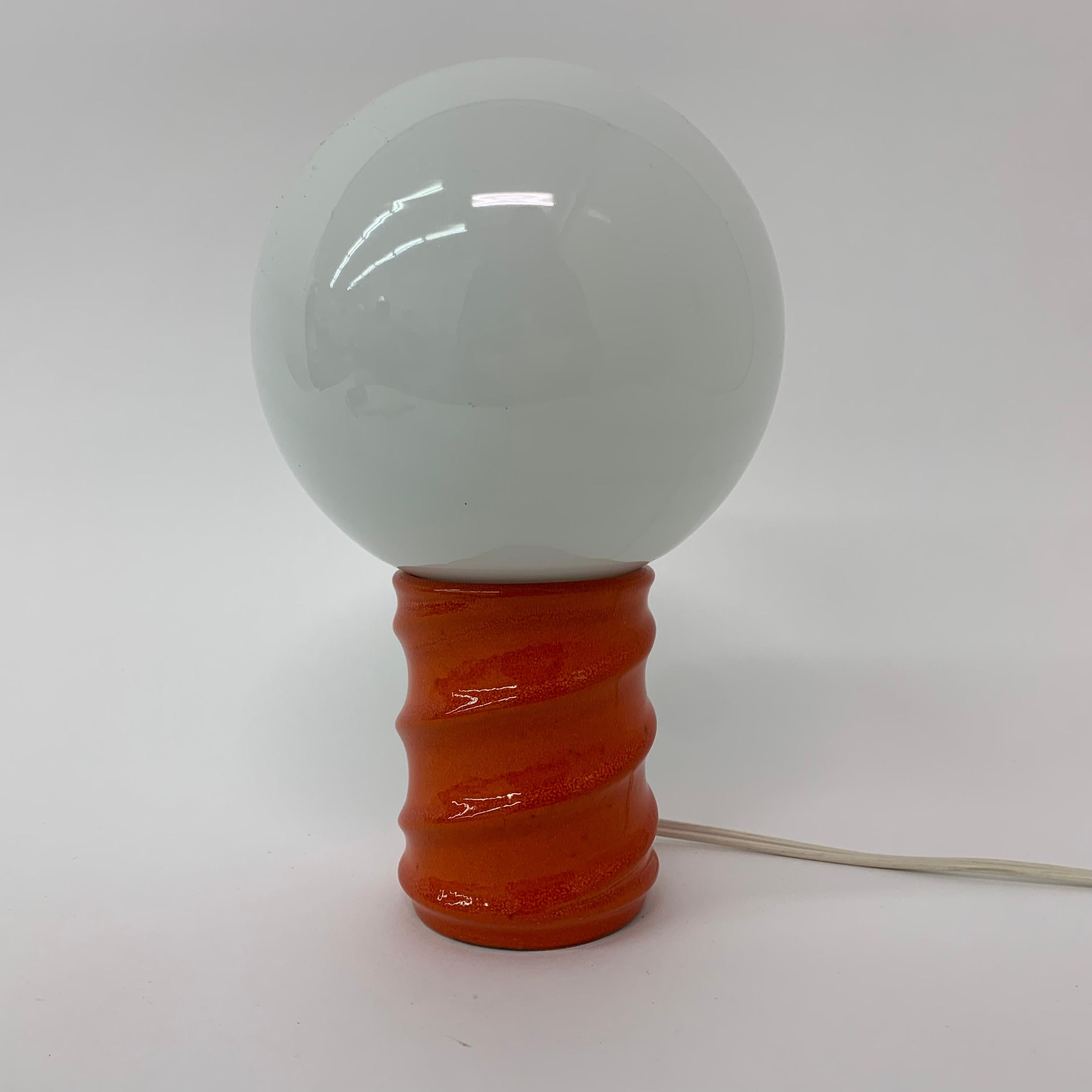 Space Age Design Table Lamp, 1970’s In Good Condition For Sale In Delft, NL