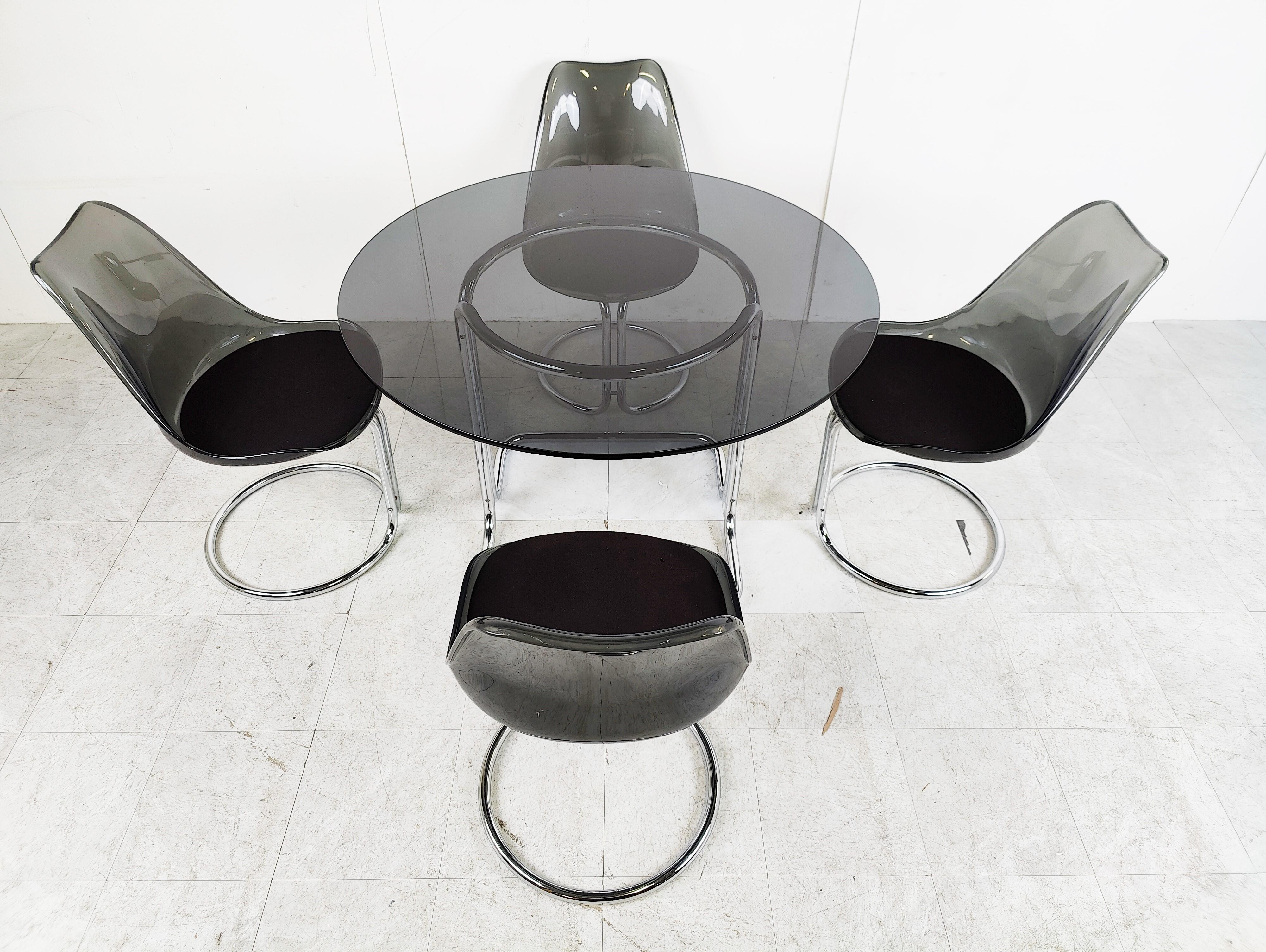 Space Age Dining Set, 1970s In Good Condition In HEVERLEE, BE