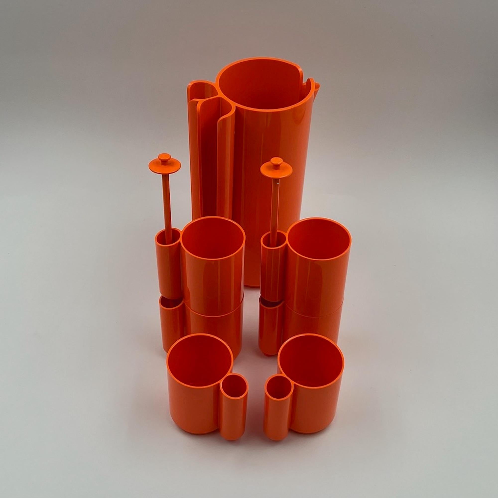 Space Age Drinking Set Orangeade by Jean Pierre Vitrac, 1970s, Set of 9 In Good Condition For Sale In San Benedetto Del Tronto, IT
