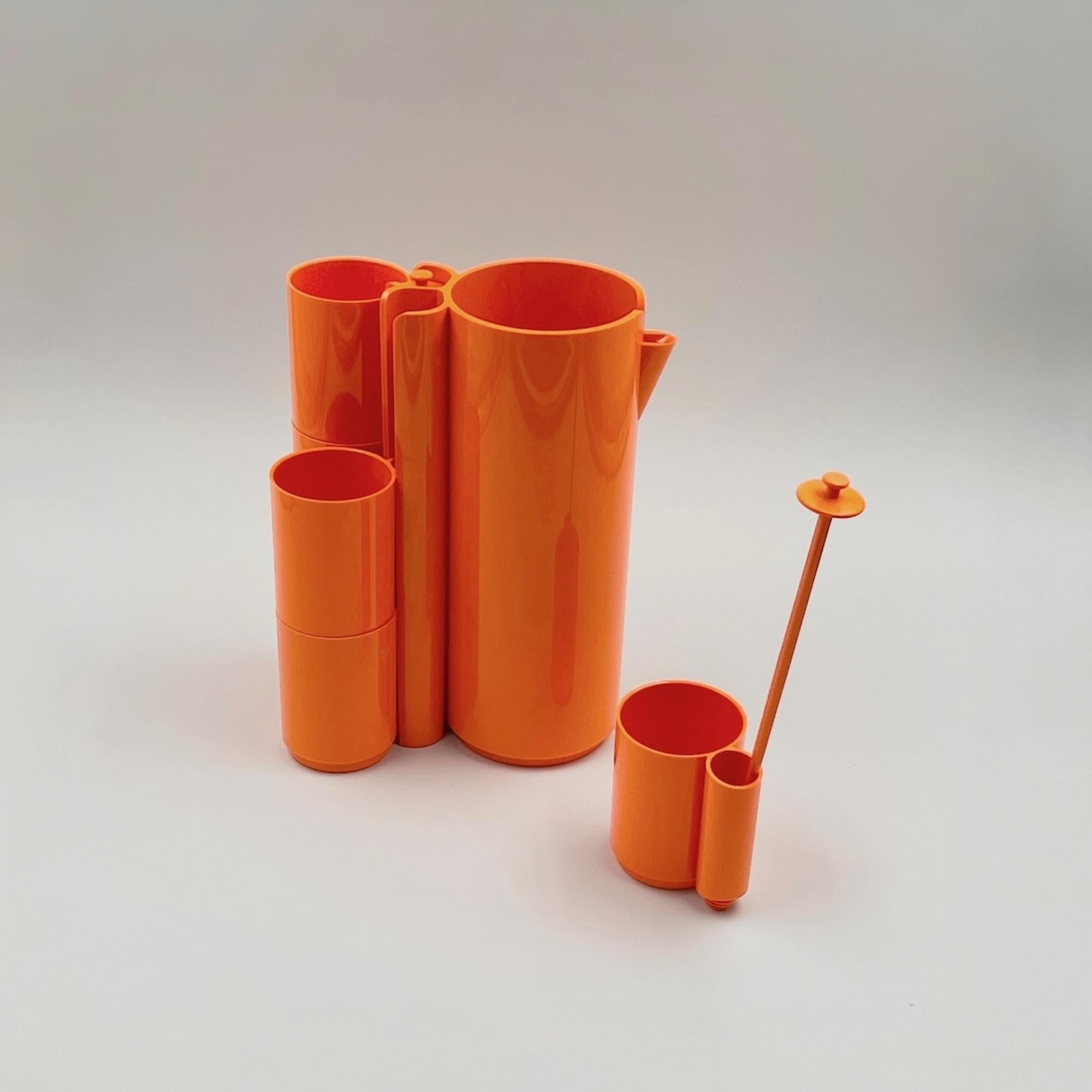 Service de boissons Orangeade de l'ère spatiale par Jean Pierre Vitrac, 1970, ensemble de 9 pièces en vente 2