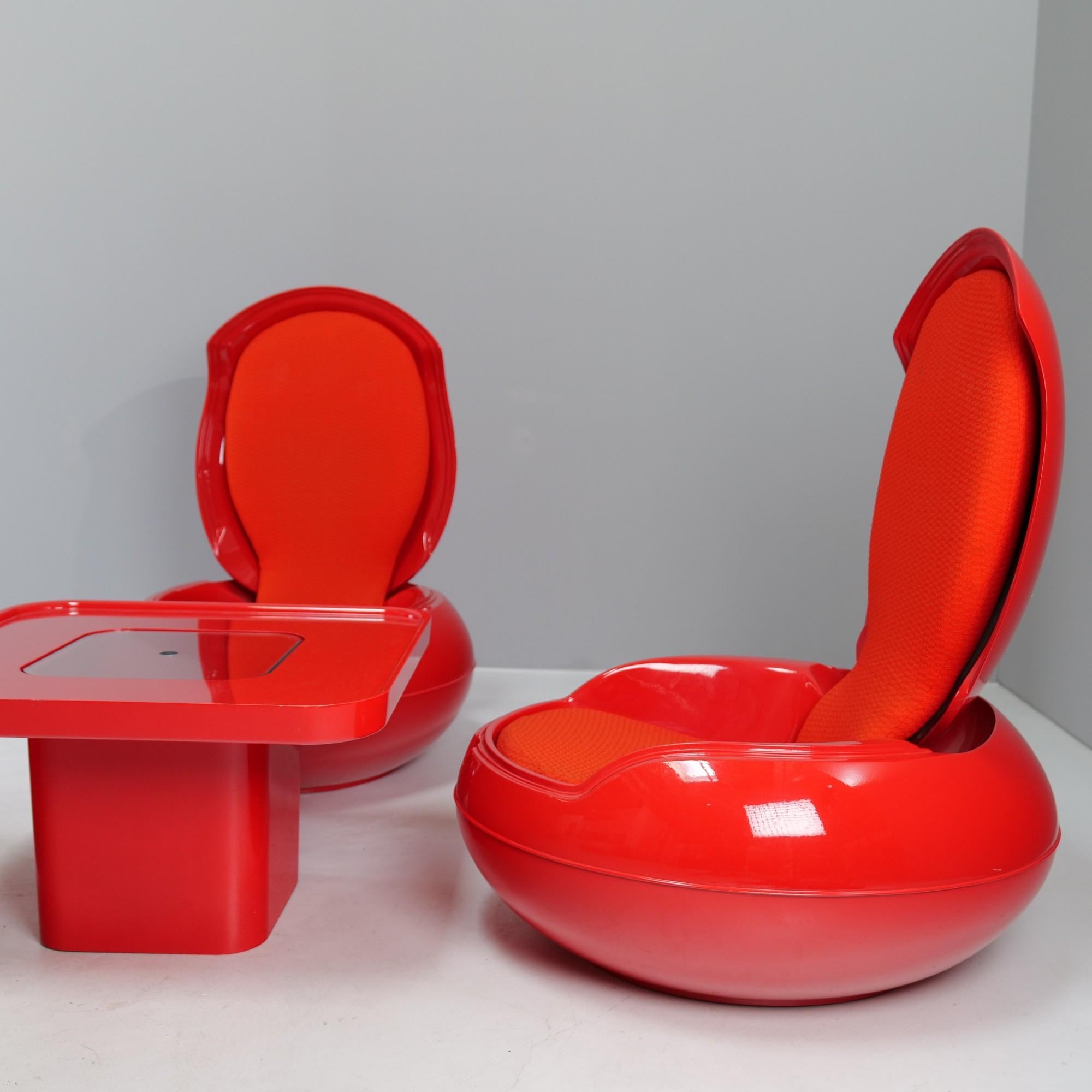 Space Age Egg Chair Seating Group Senftenberger by Peter Ghyczy for Reuter In Good Condition In Saarbrücken, SL