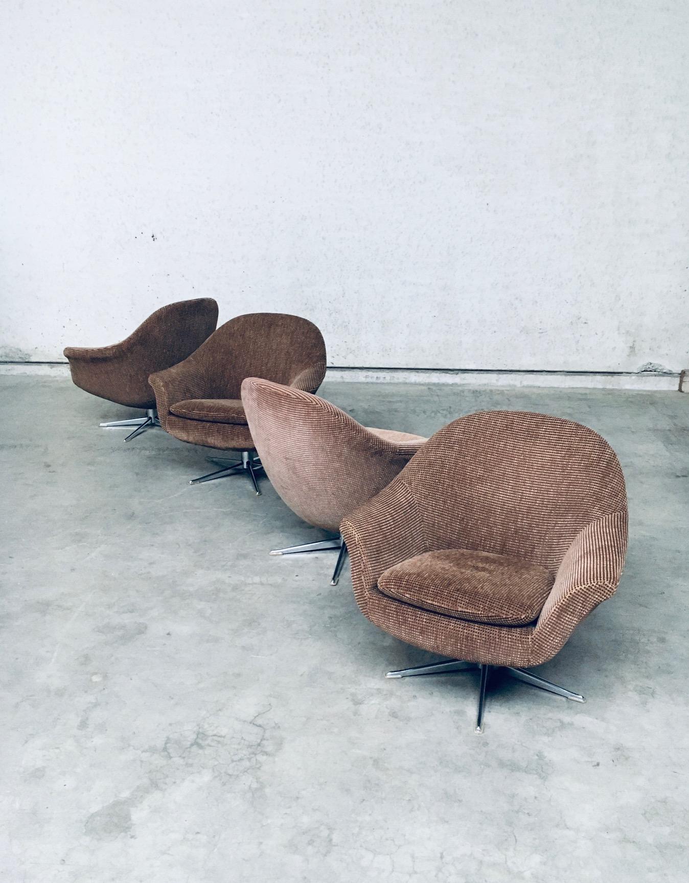 Mid-Century Modern Space Age Egg Swivel Lounge Chair Set, 1970s For Sale
