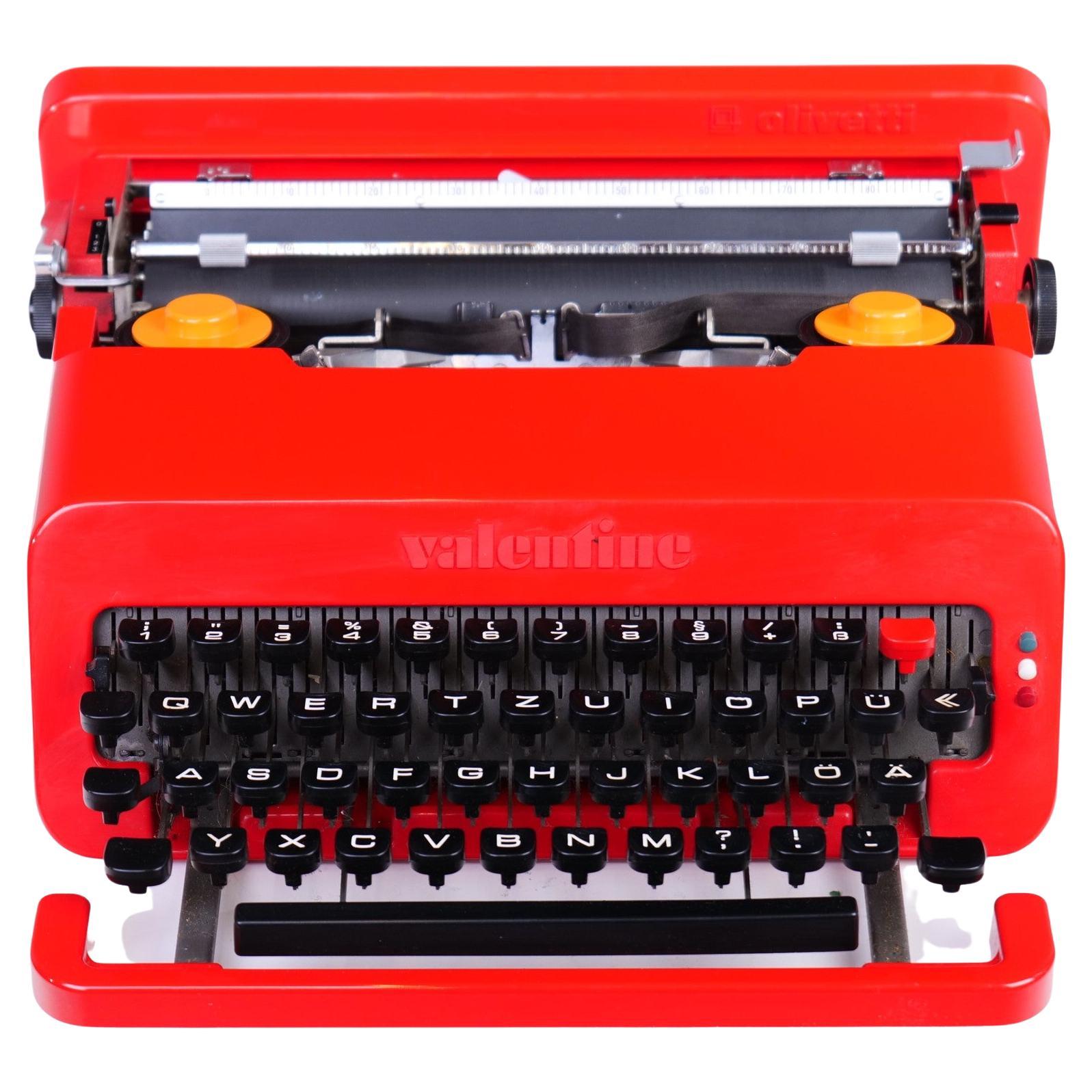Ettore Sottsass Olivetti Valentine Typewriter In Blue 1969 At 1stDibs 