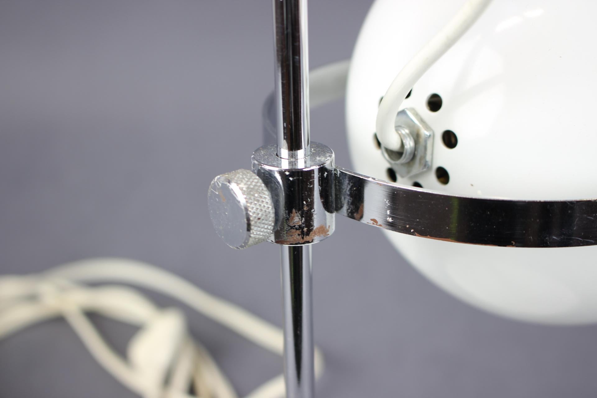 Lampe de table oeil de l'ère spatiale, 1970 en vente 3
