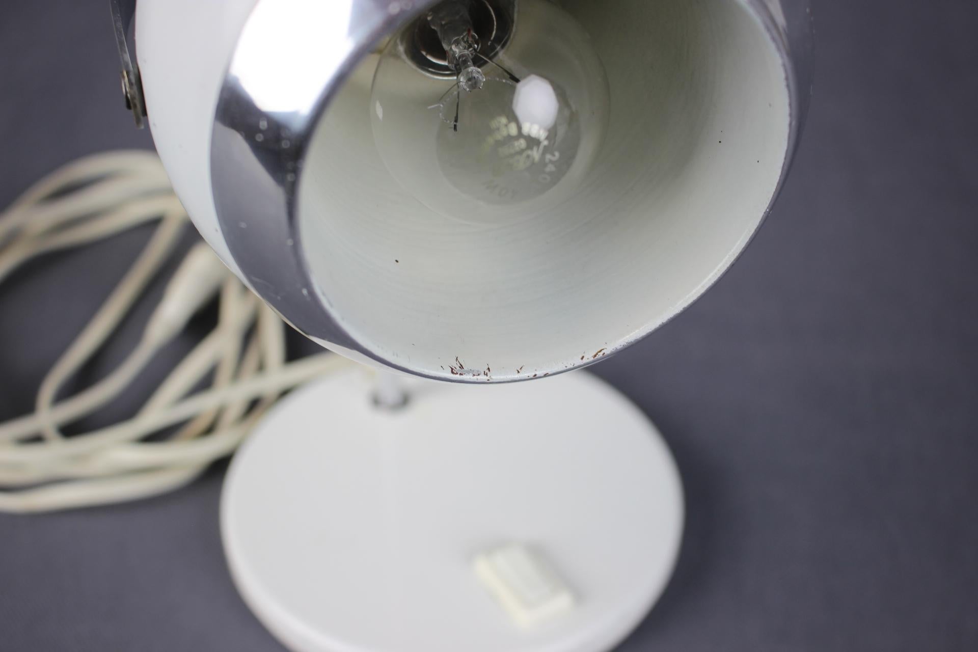 Lampe de table oeil de l'ère spatiale, 1970 en vente 1