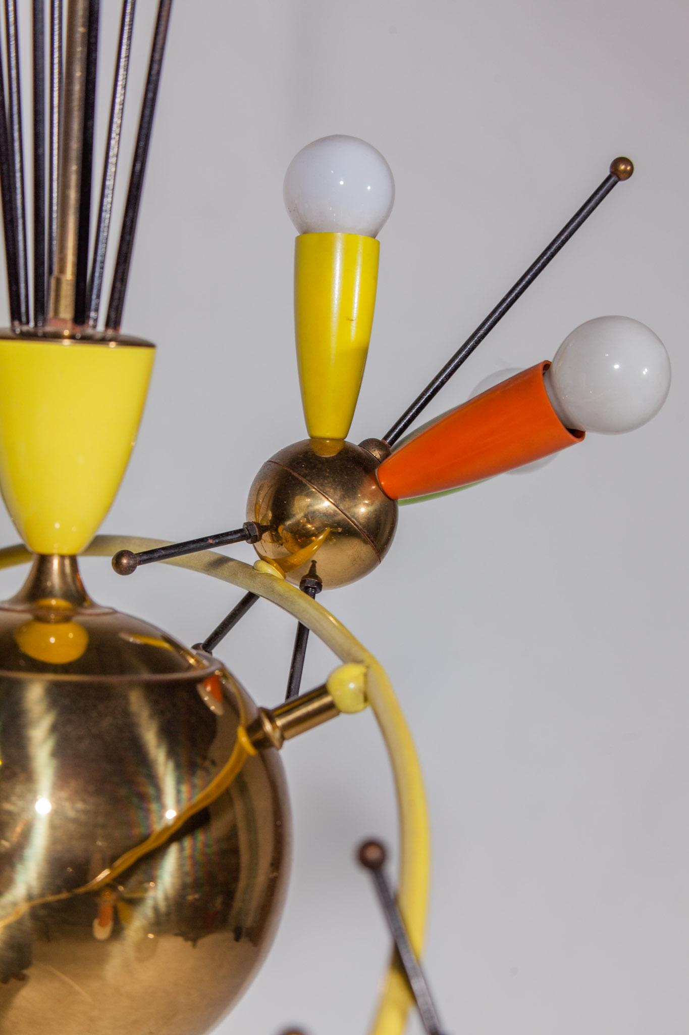 Lampadario multicolore in ottone stile A Space anni '50 di Angelo Lelli, 1959 in vendita 2