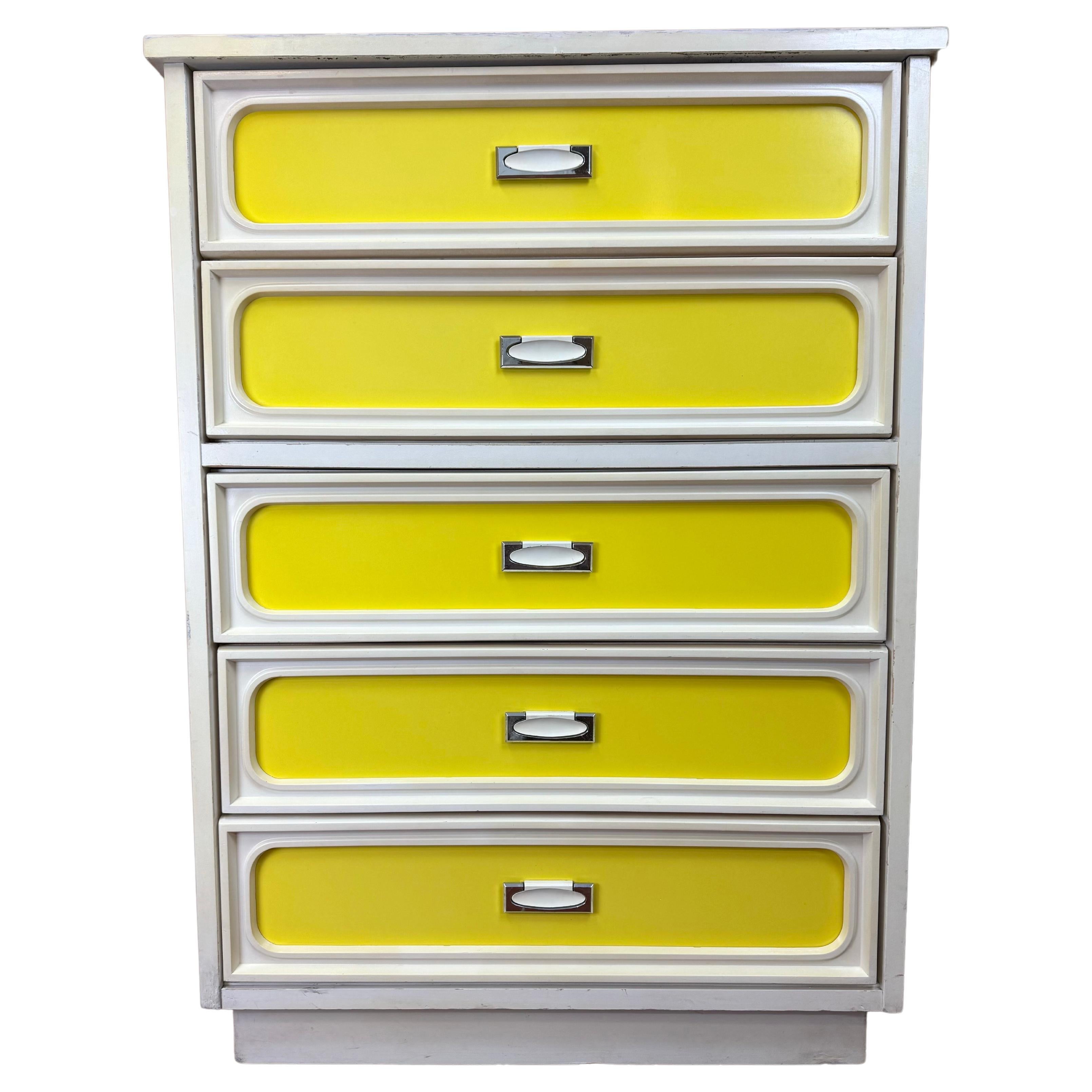 Space Age Five Drawer Dresser in Yellow and White For Sale