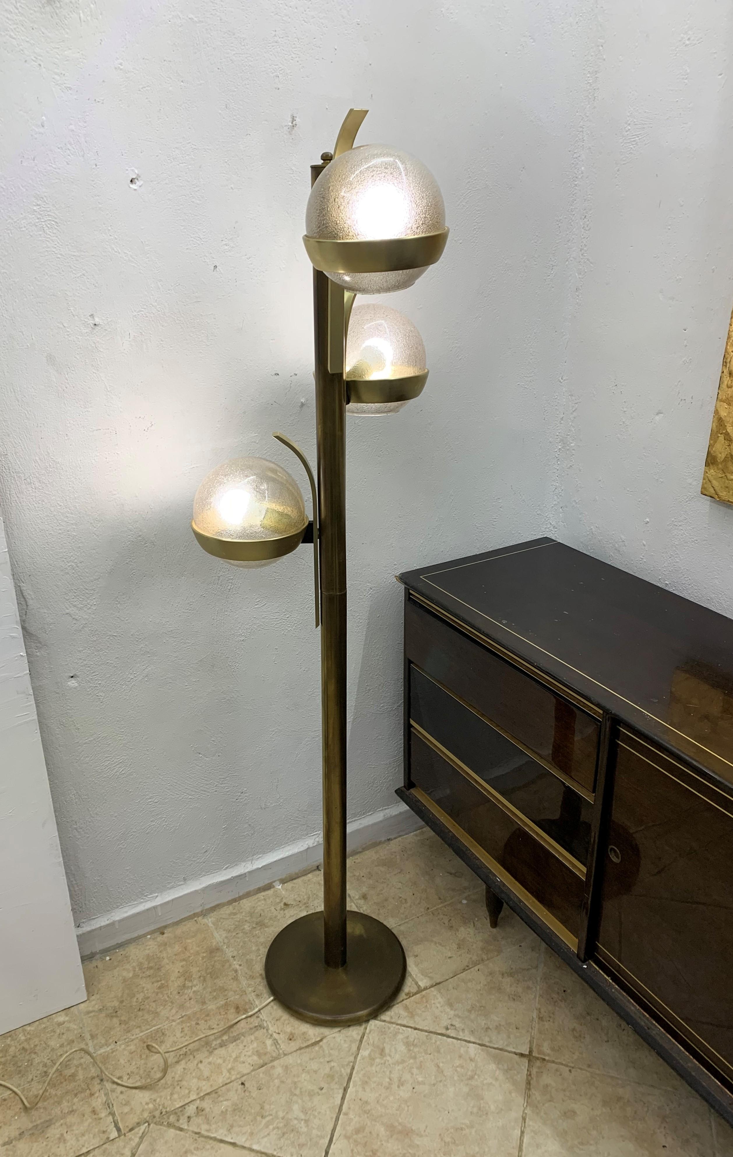 Space Age Floor Lamp by Lumi in Brass and Murano Glass, circa 1960s For Sale 5