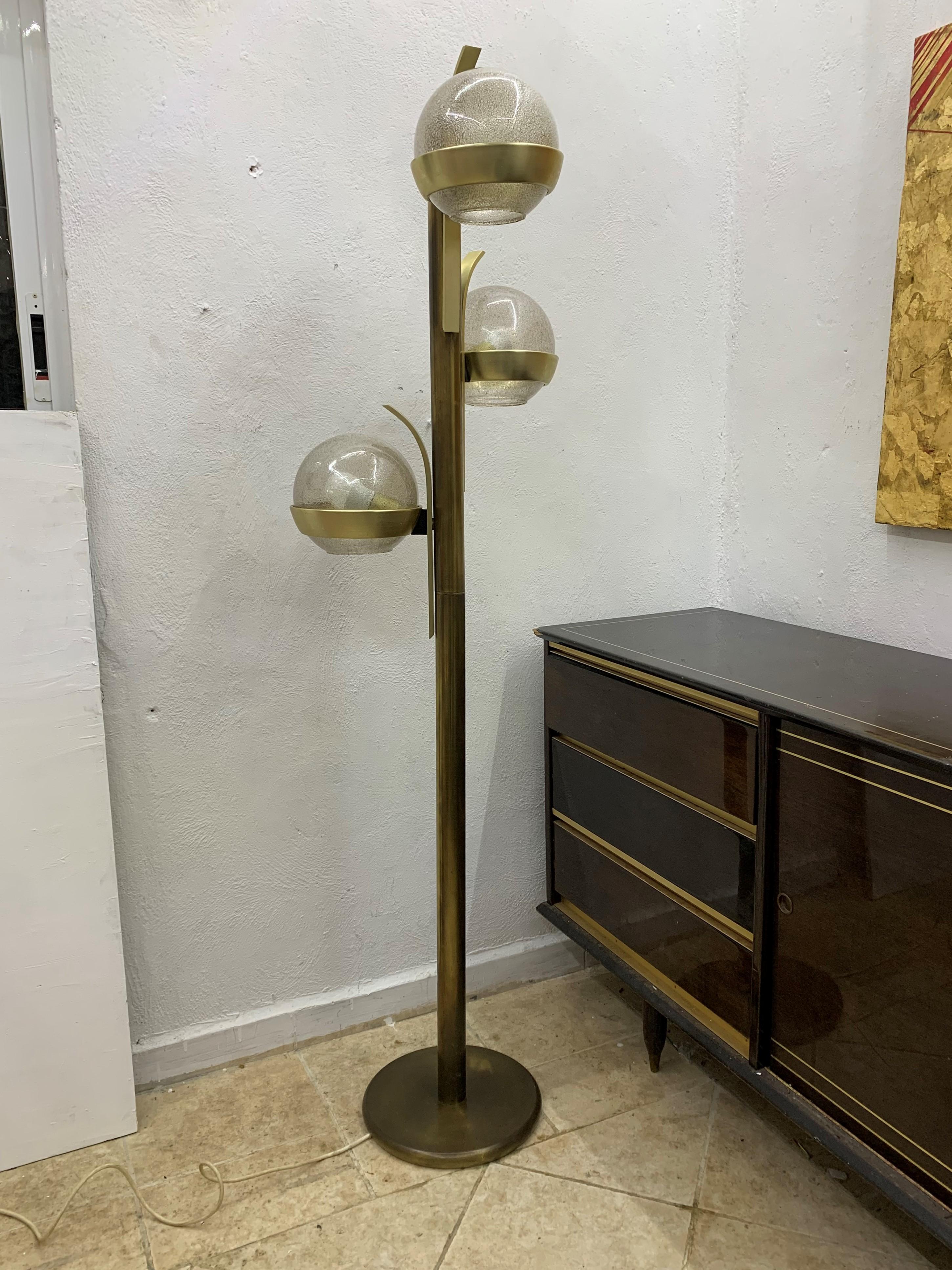 Space Age Floor Lamp by Lumi in Brass and Murano Glass, circa 1960s For Sale 6