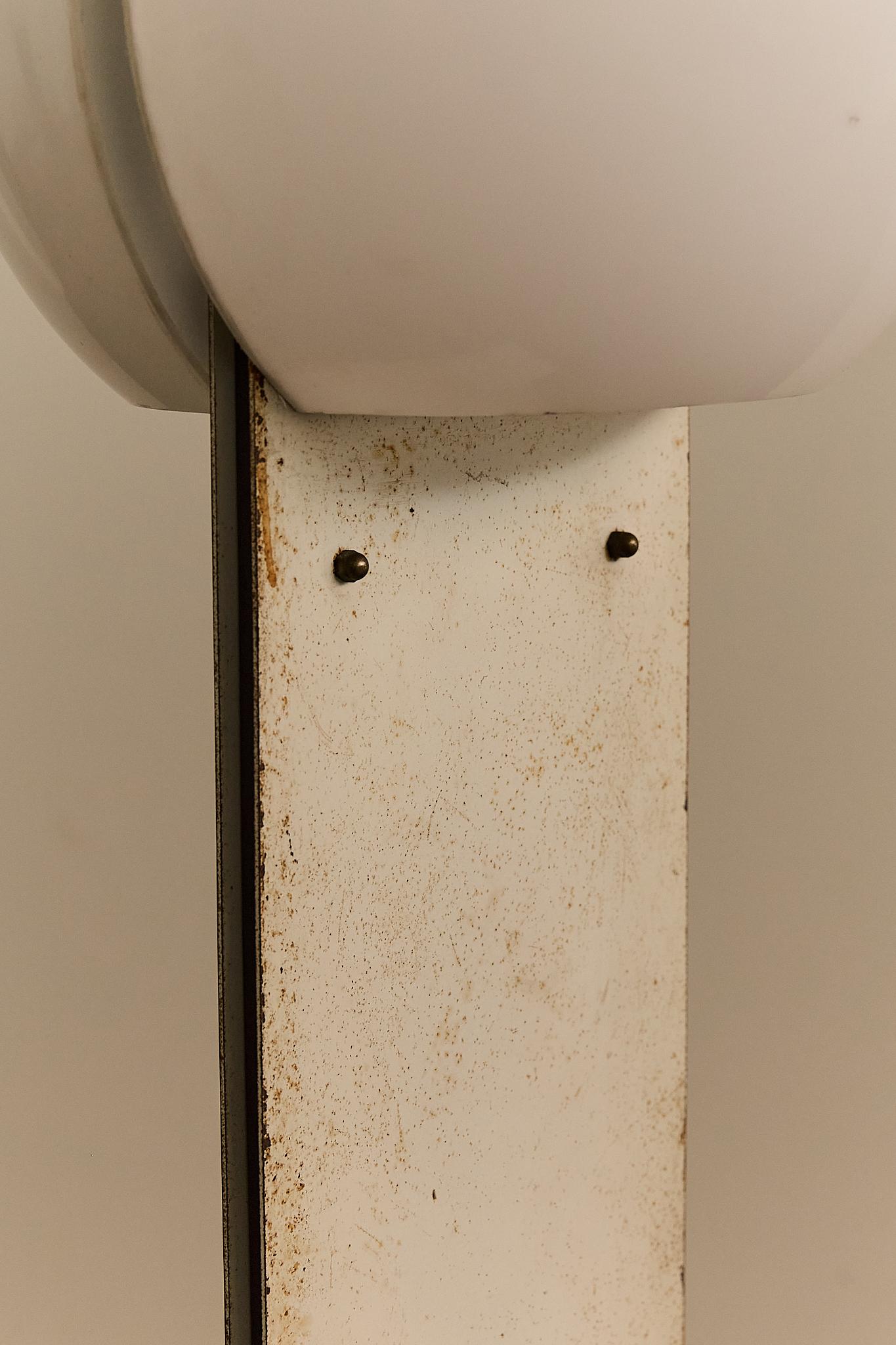Space Age Floor Lamp For Sale 4