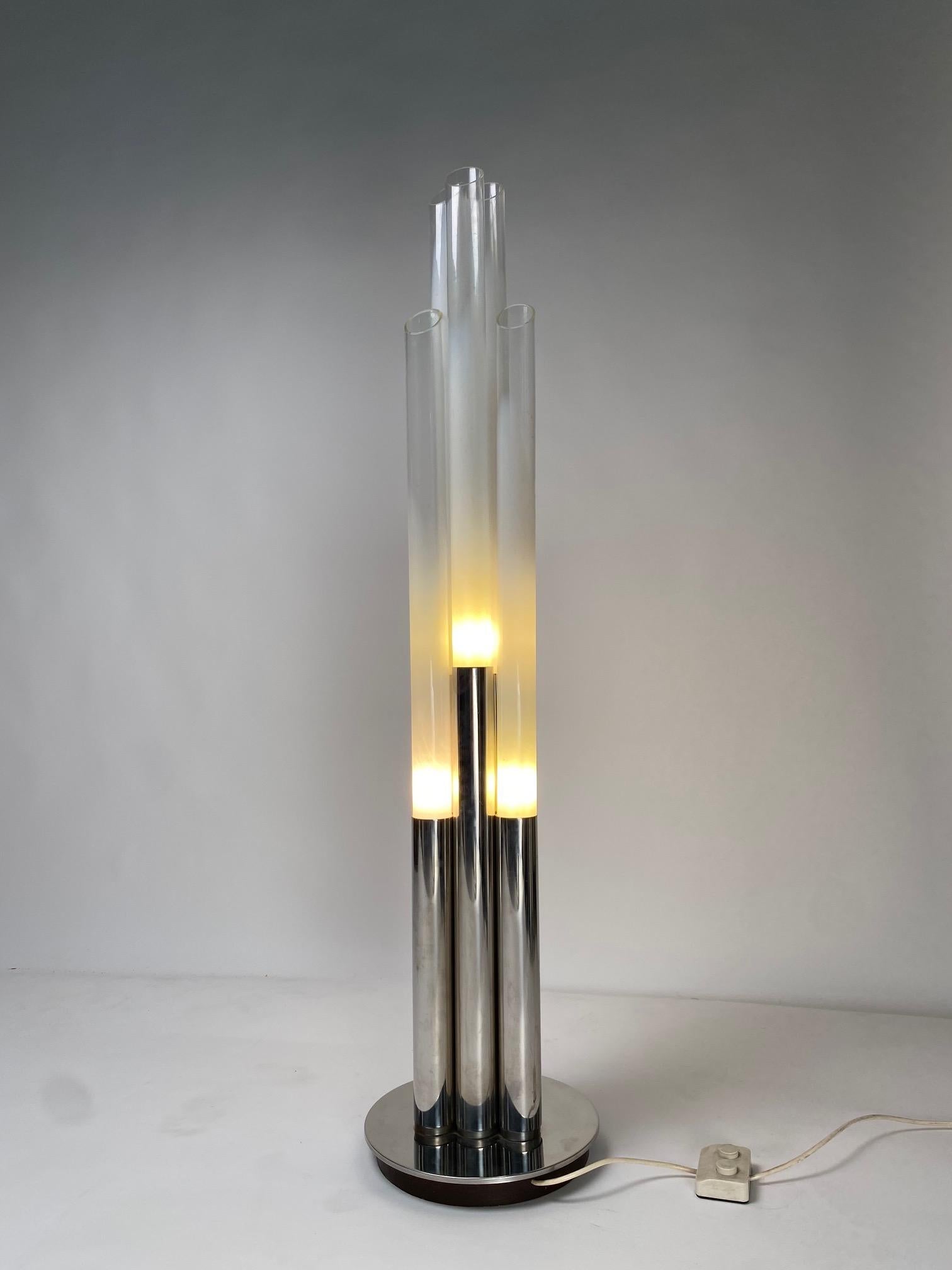 Italian Space Age Floor lamp in metal and glass, Carlo Nason Style, Italy 1970s  For Sale