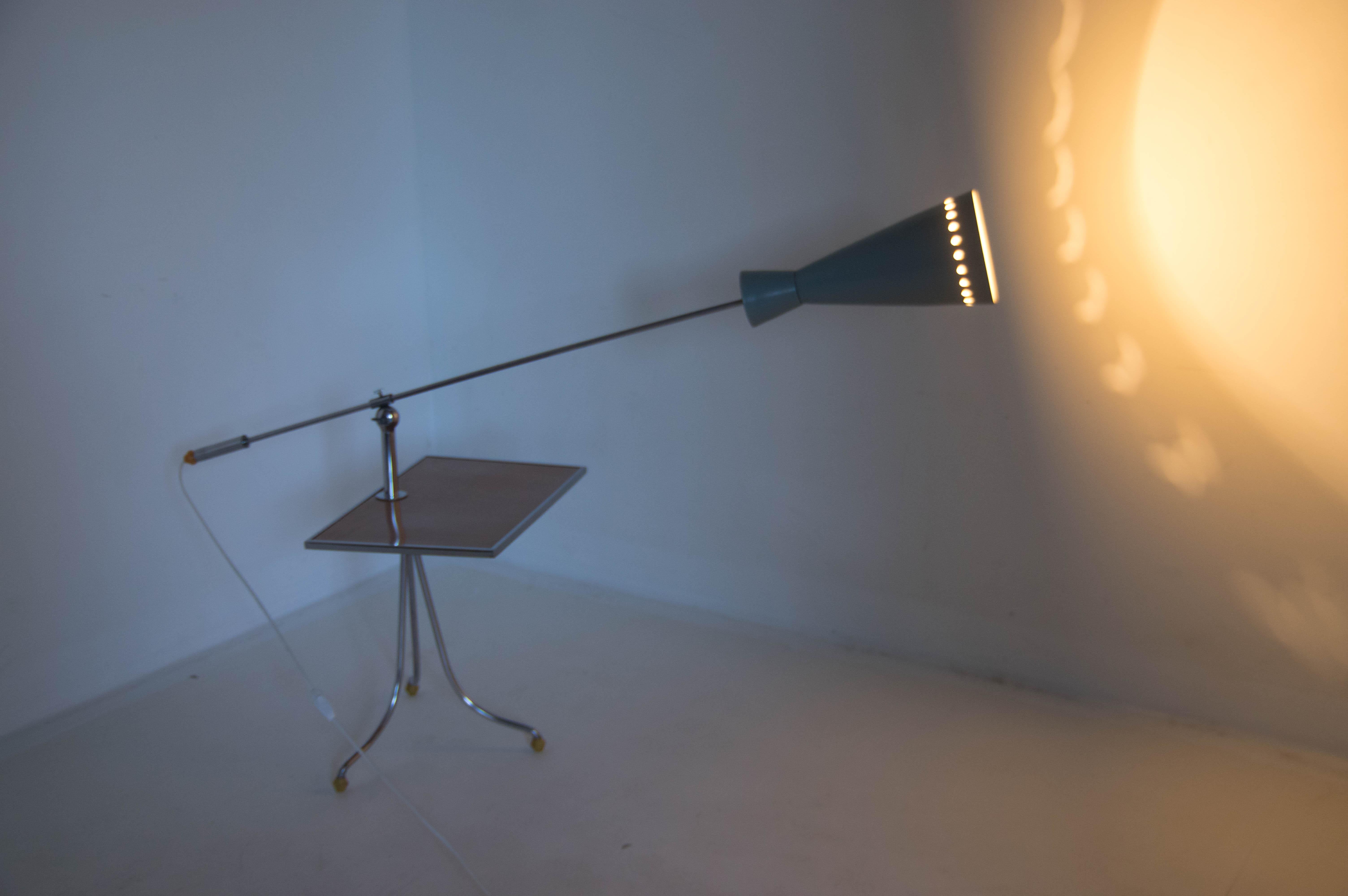 Space Age Floor Lamp in Stilnovo Style, 1960s For Sale 6