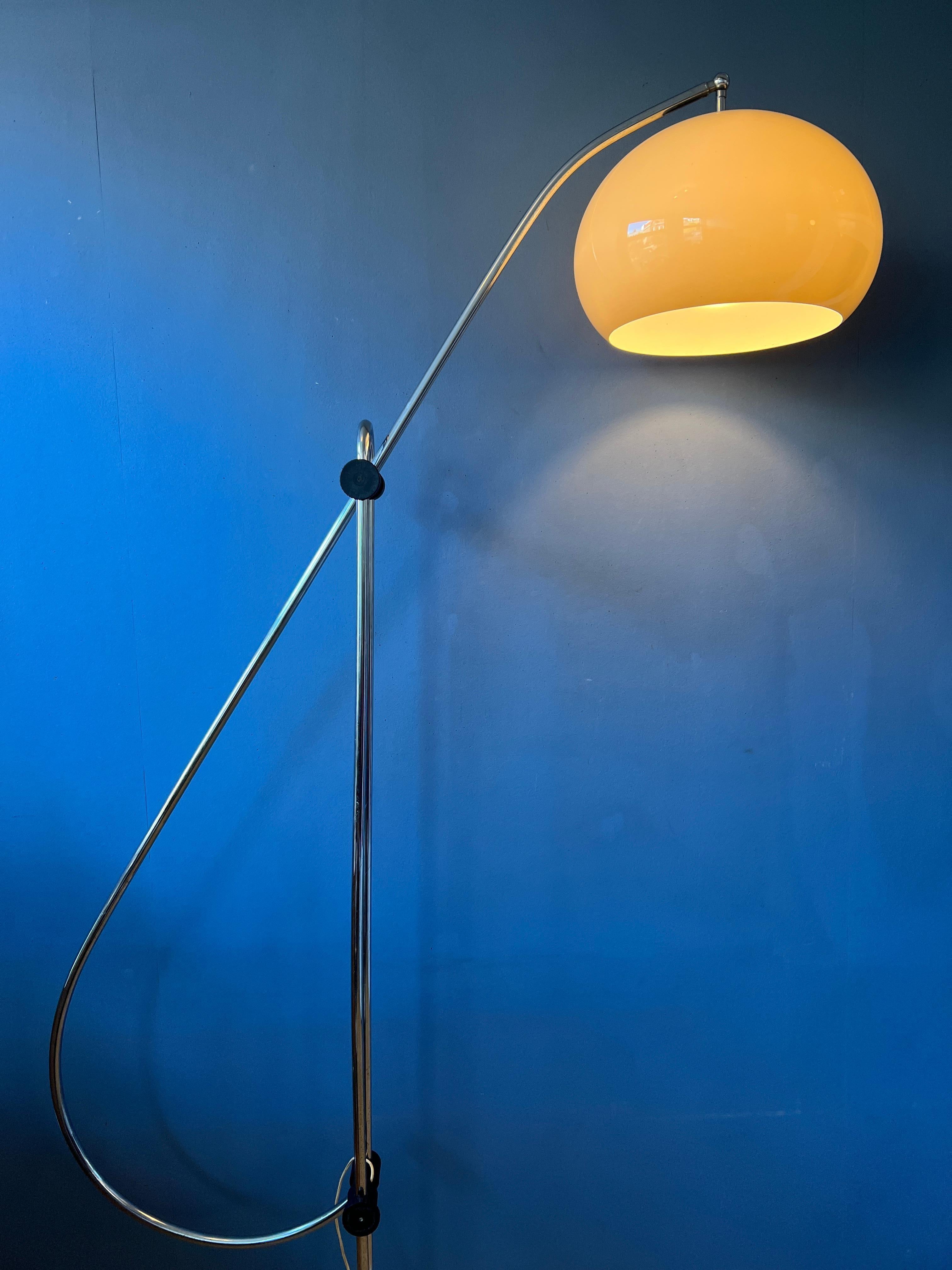 Space Age Floor Lamp in Style of Guzzini / Goffredo Reggiani 2