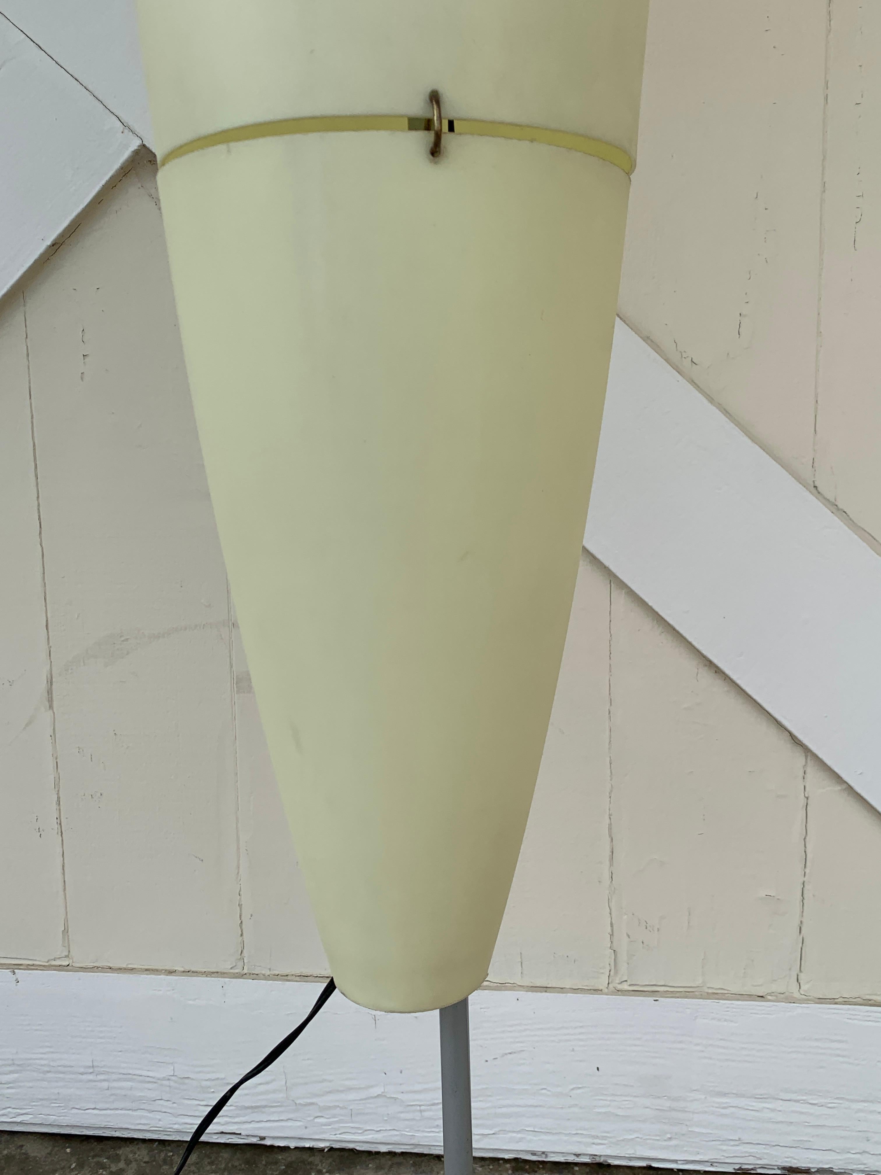 Space Age Floor Lamp with Ovoid Plastic Shade In Good Condition In Los Angeles, CA