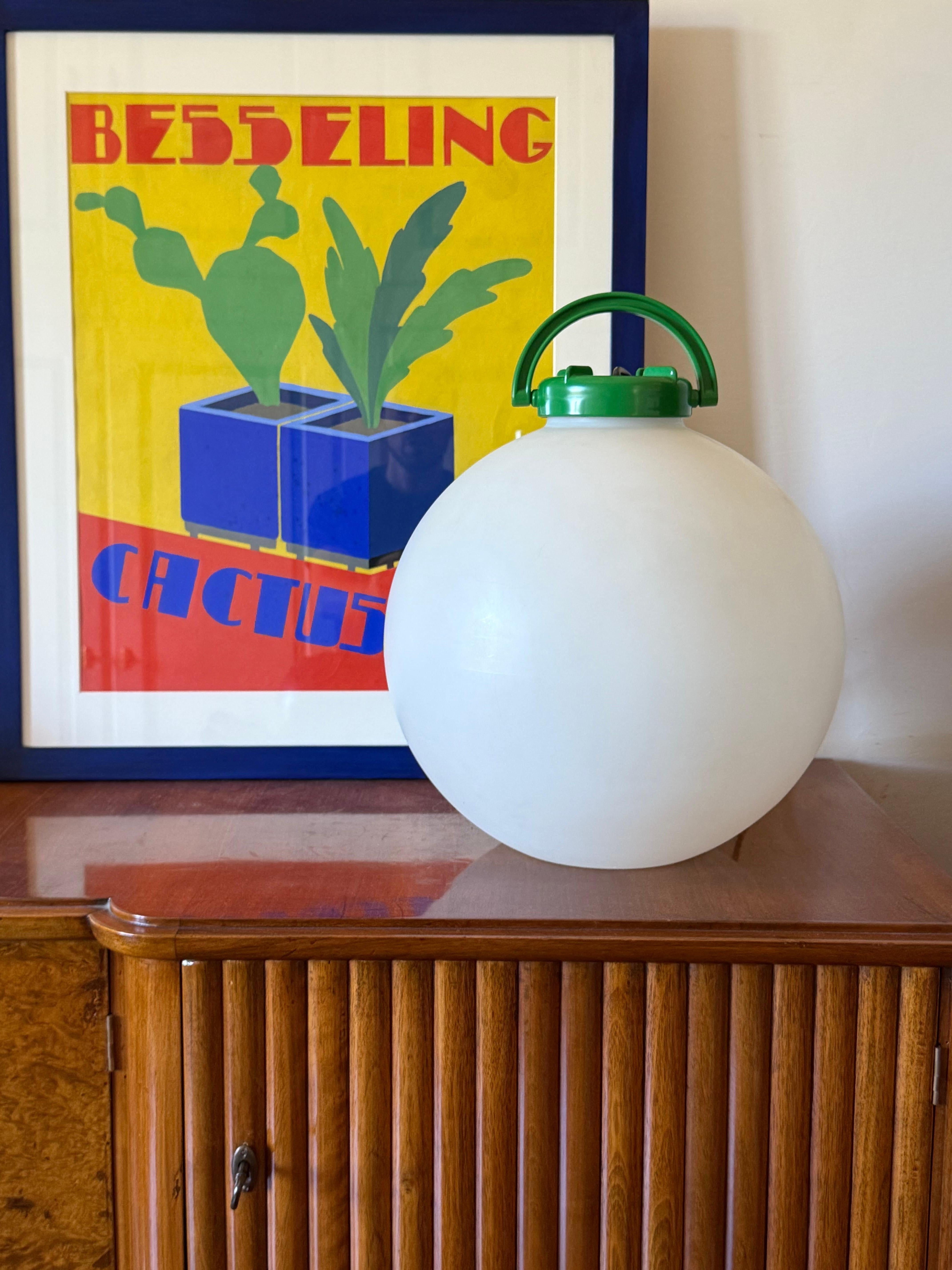 Italian Space Age floor / table lamp mod. Tama, Isao Hosoe, Valenti Italy 1975 For Sale