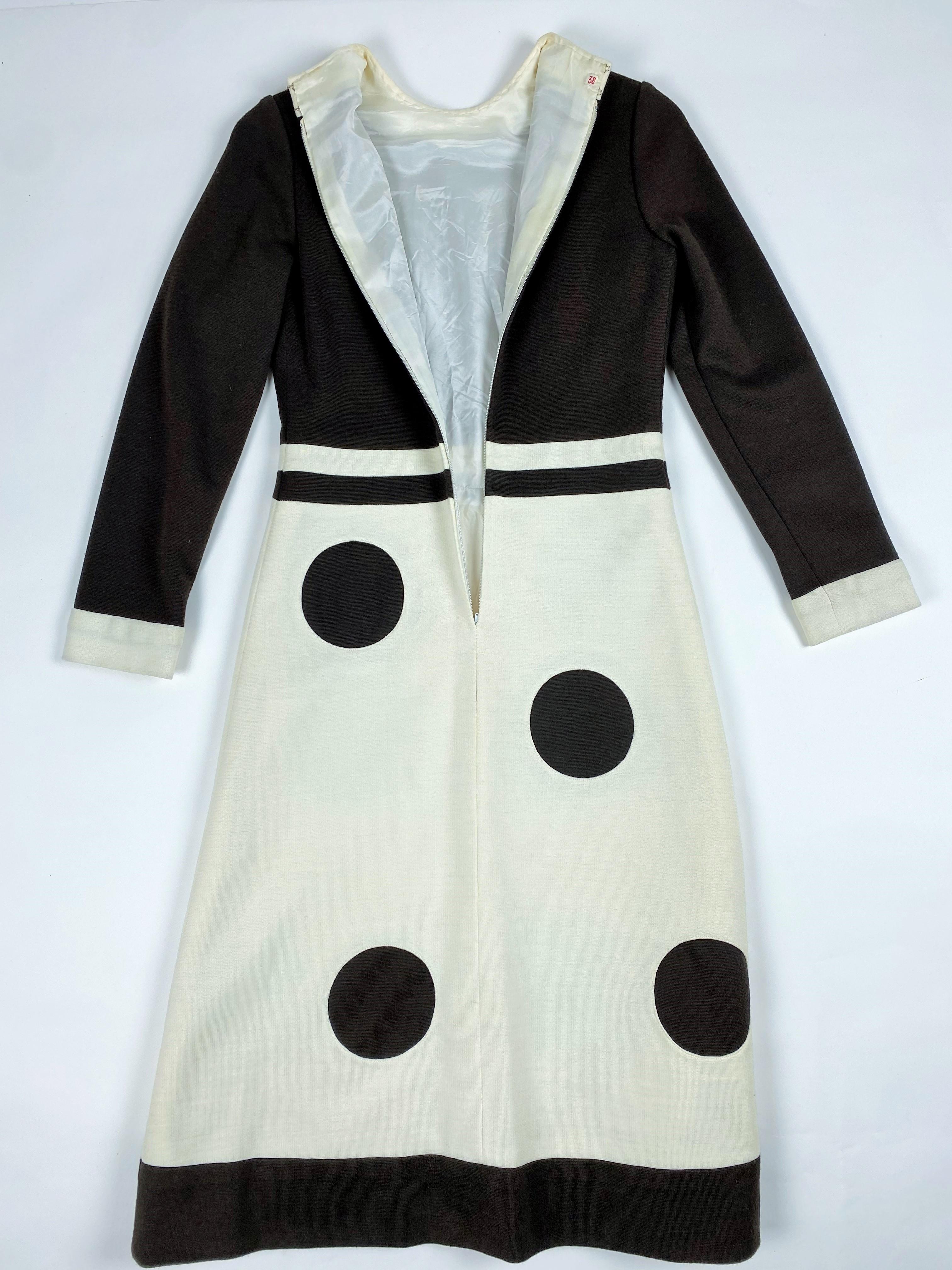 Vestido de punto francés de la Era Espacial al estilo de Pierre Cardin Circa 1975 Negro en venta
