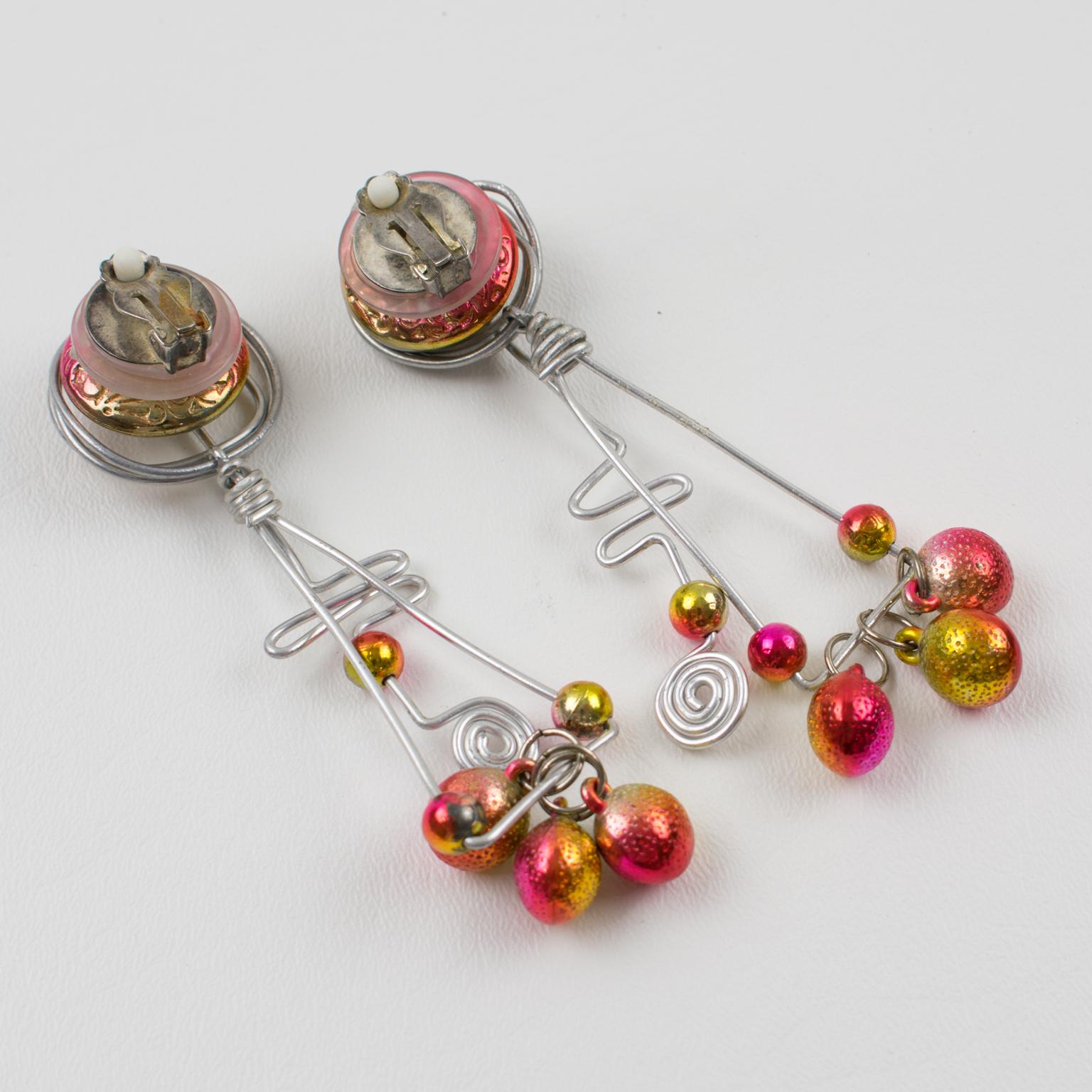 Space Age Futuristic Aluminum and Iridescent Beads Clip Earrings For Sale 3