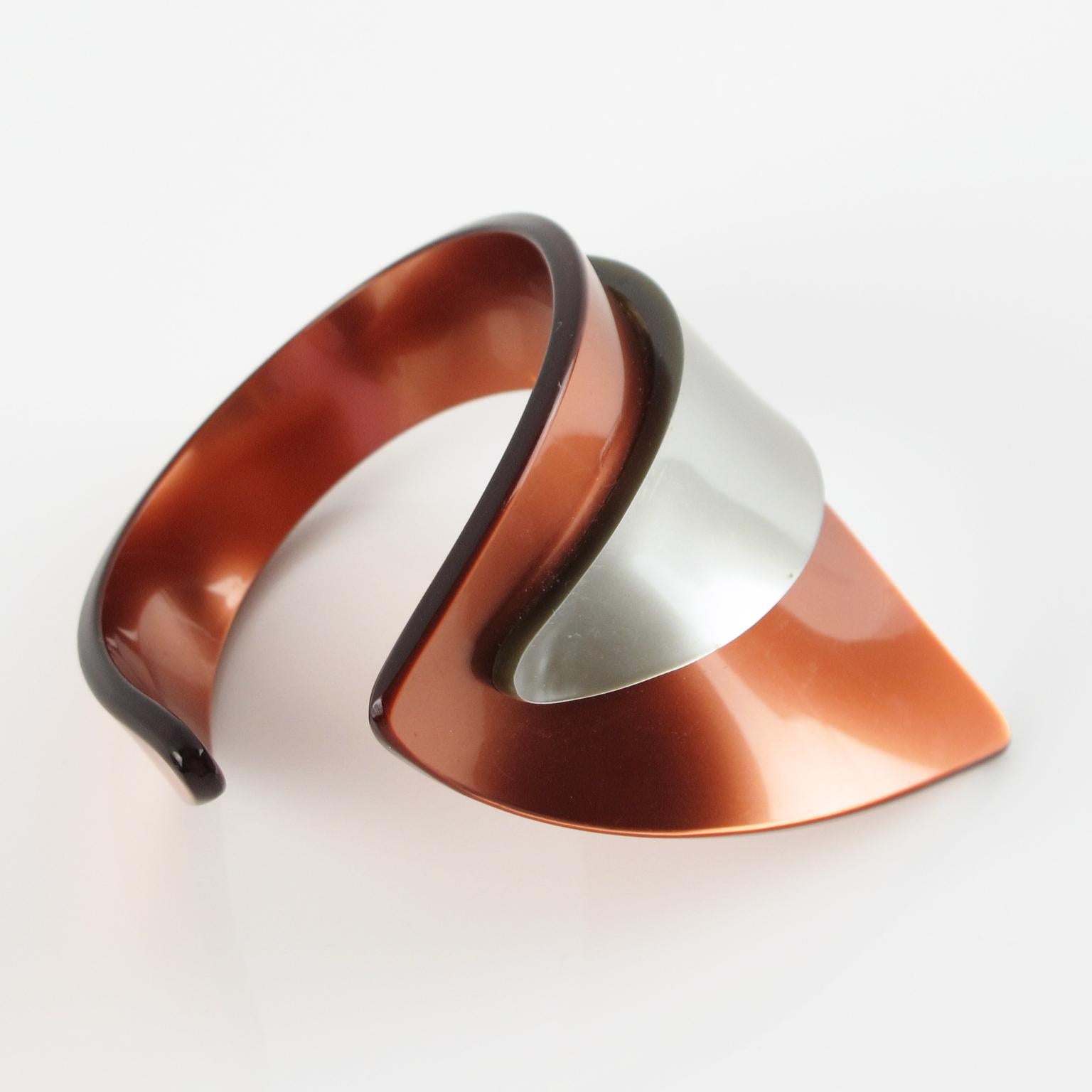 Modernista Bracciale in lucite A Space Age Futuristico Grigio e Zucca in vendita