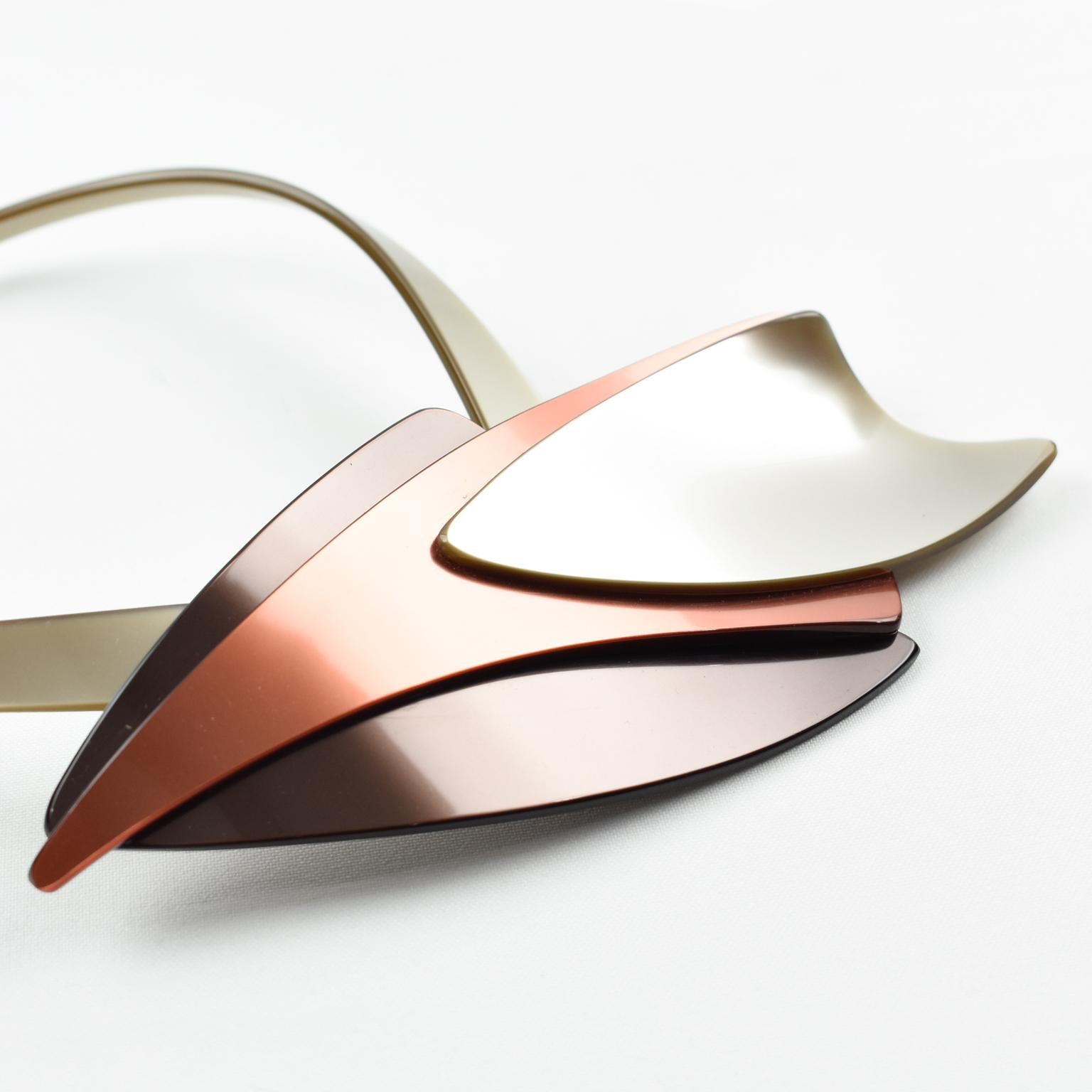 Futuristische Lucite-Halskette aus dem Space Age in Rost, Schokoladenbraun und Taupe im Angebot 3