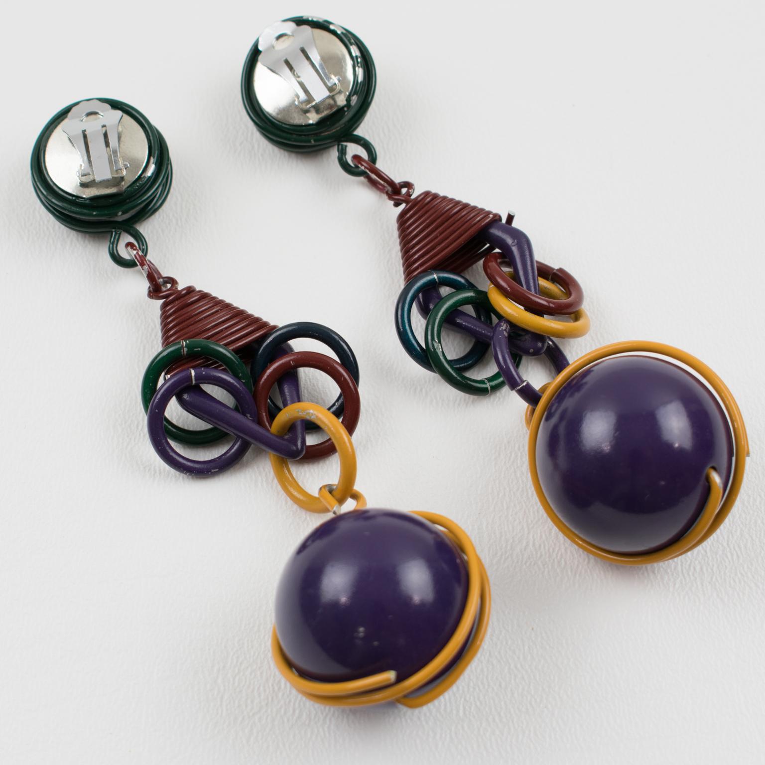 Pendientes de clip colgantes multicolores futuristas de la era espacial en Bueno estado para la venta en Atlanta, GA