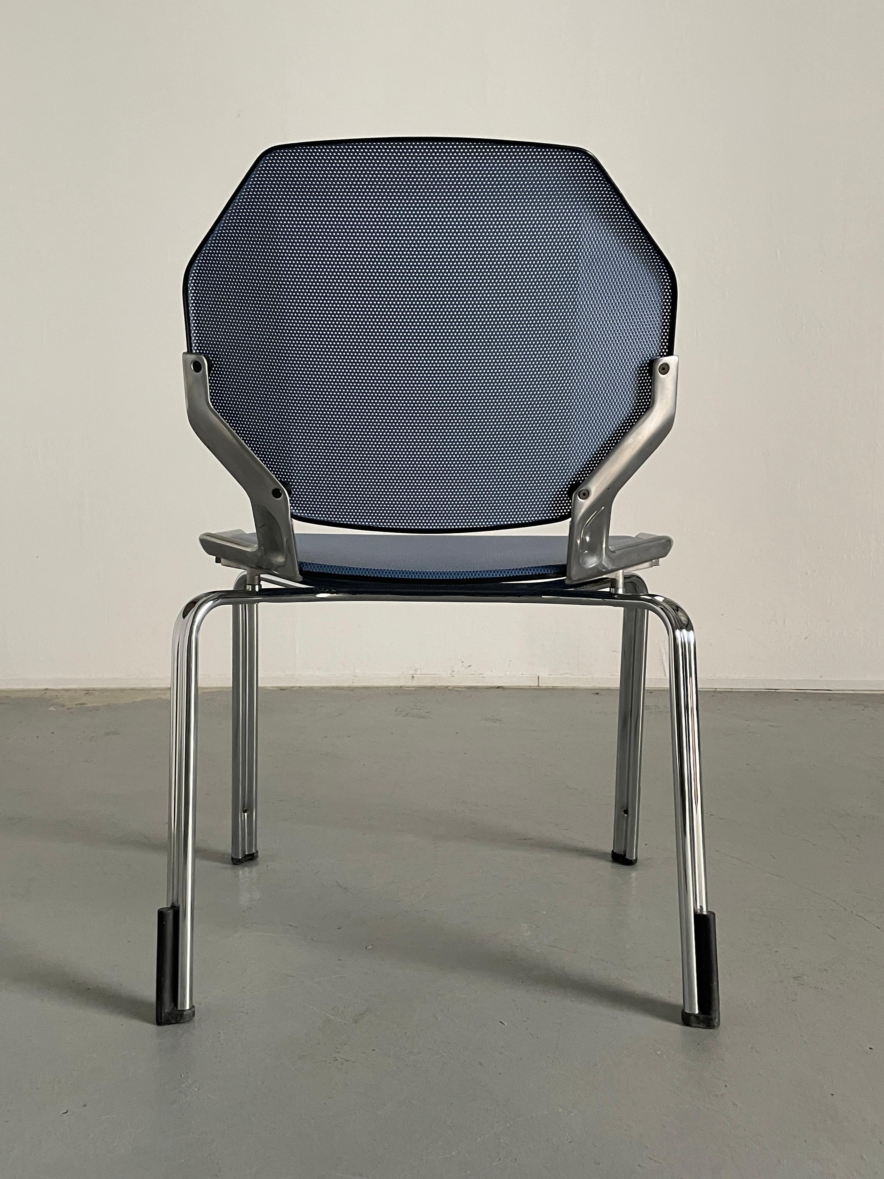 Chaises de salle à manger empilables octogonales futuristes d'A Space par Fröscher Sitform, années 90 en vente 3