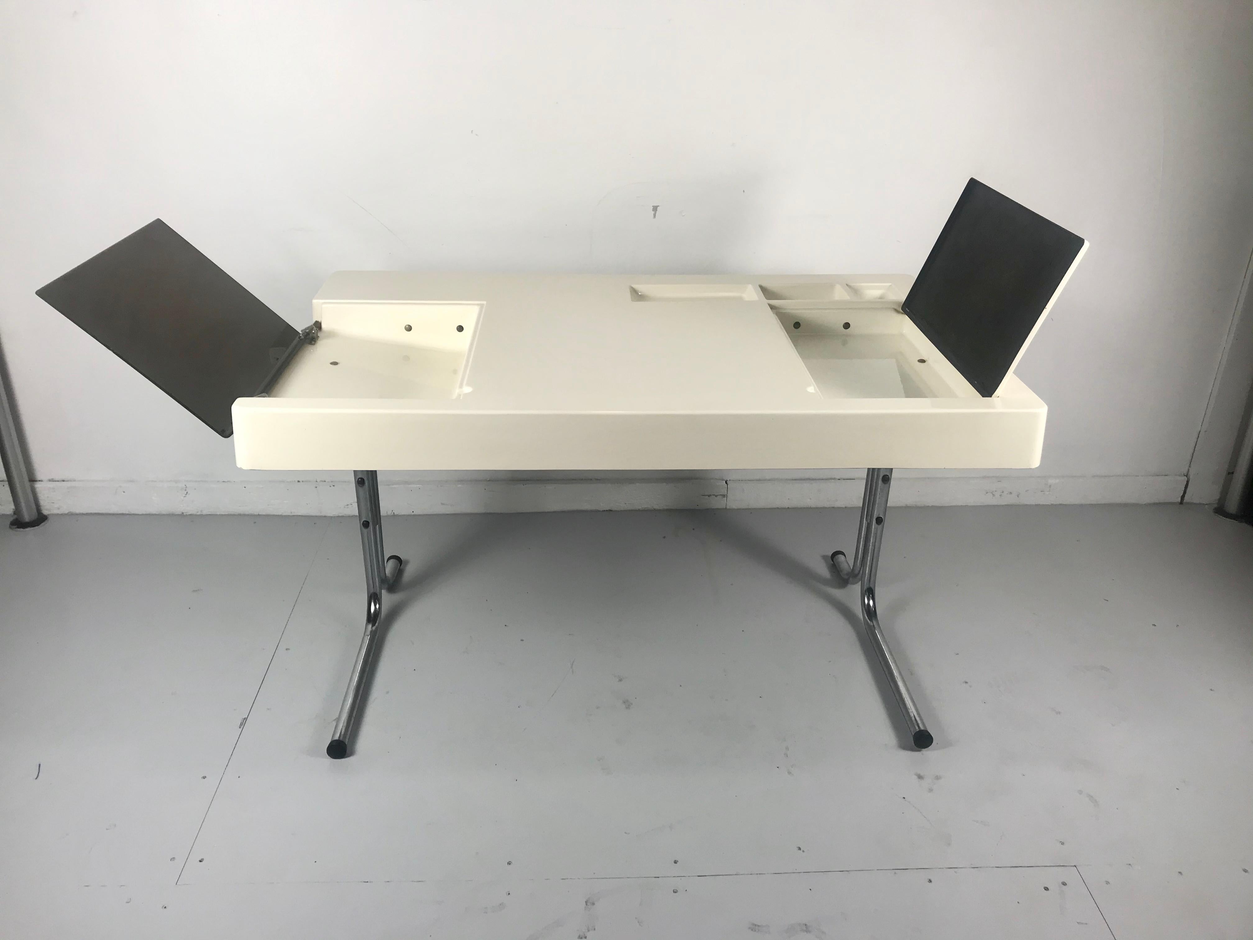 plastic desk table