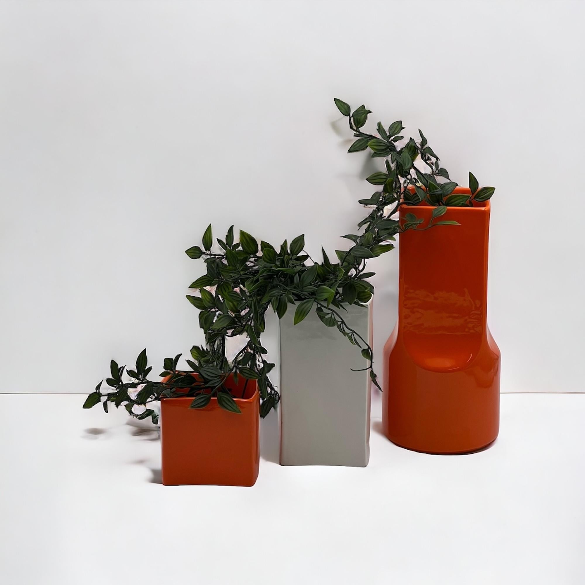 Space Age Gabbianelli Handmade Ceramic Vases in Orange and White, 1960s For Sale 5
