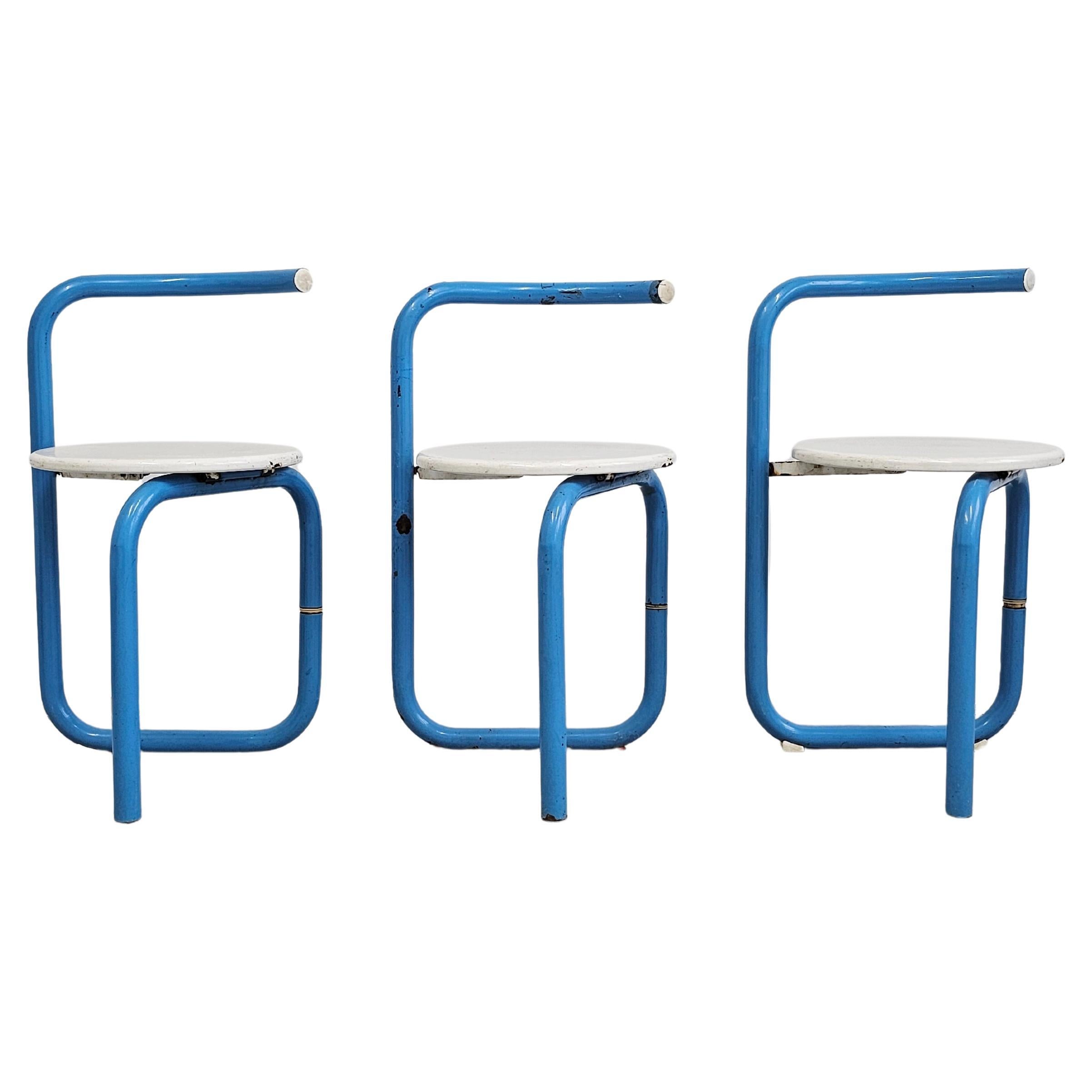 Ensemble de tables et trois chaises pour jardin, patio ou salle à manger de l'ère spatiale