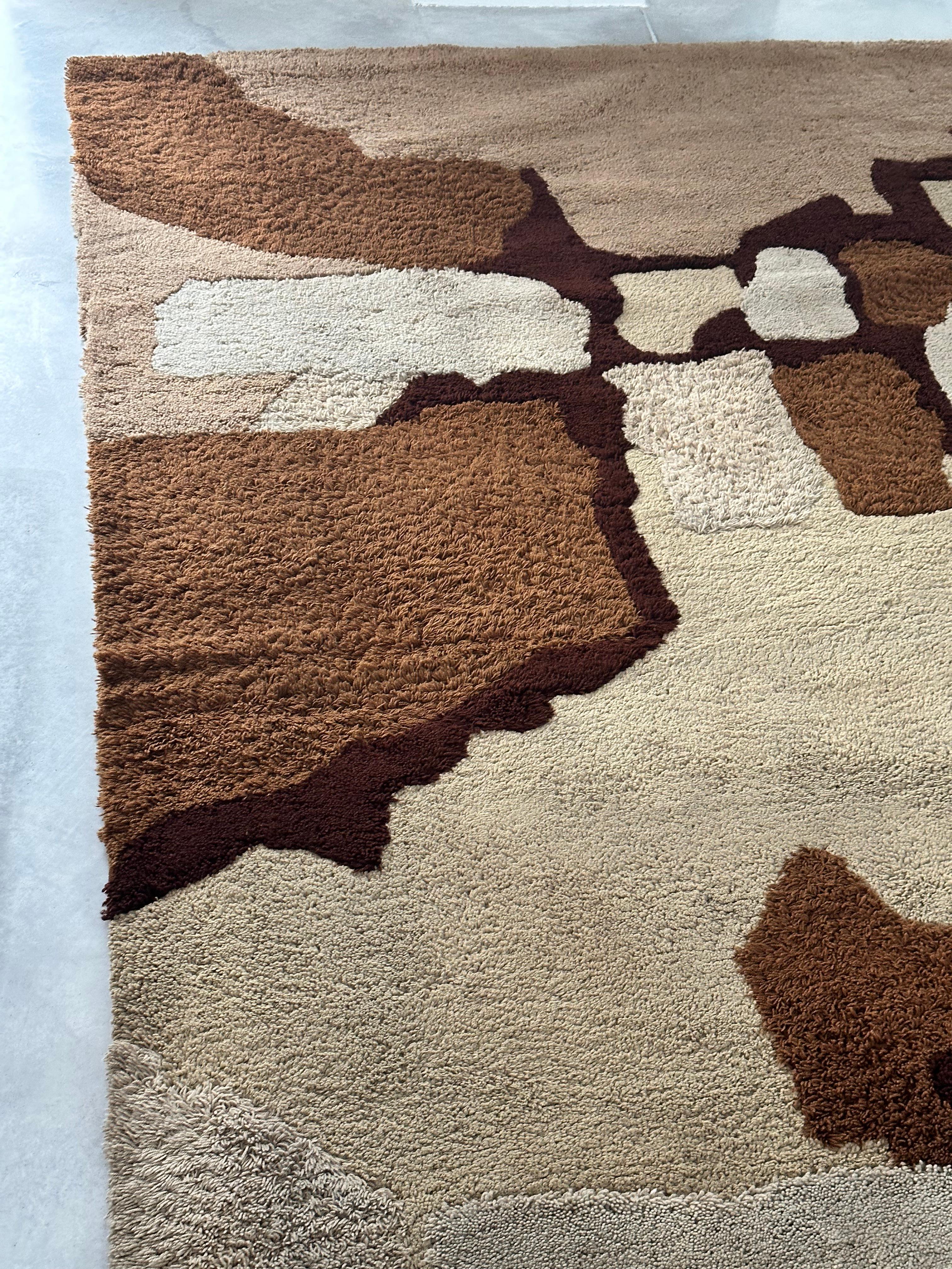 Deutscher Teppich aus dem Space Age von ADOROS, riesige Größe 118,11 x 78,74 Zoll, 1970er Jahre (Ende des 20. Jahrhunderts) im Angebot