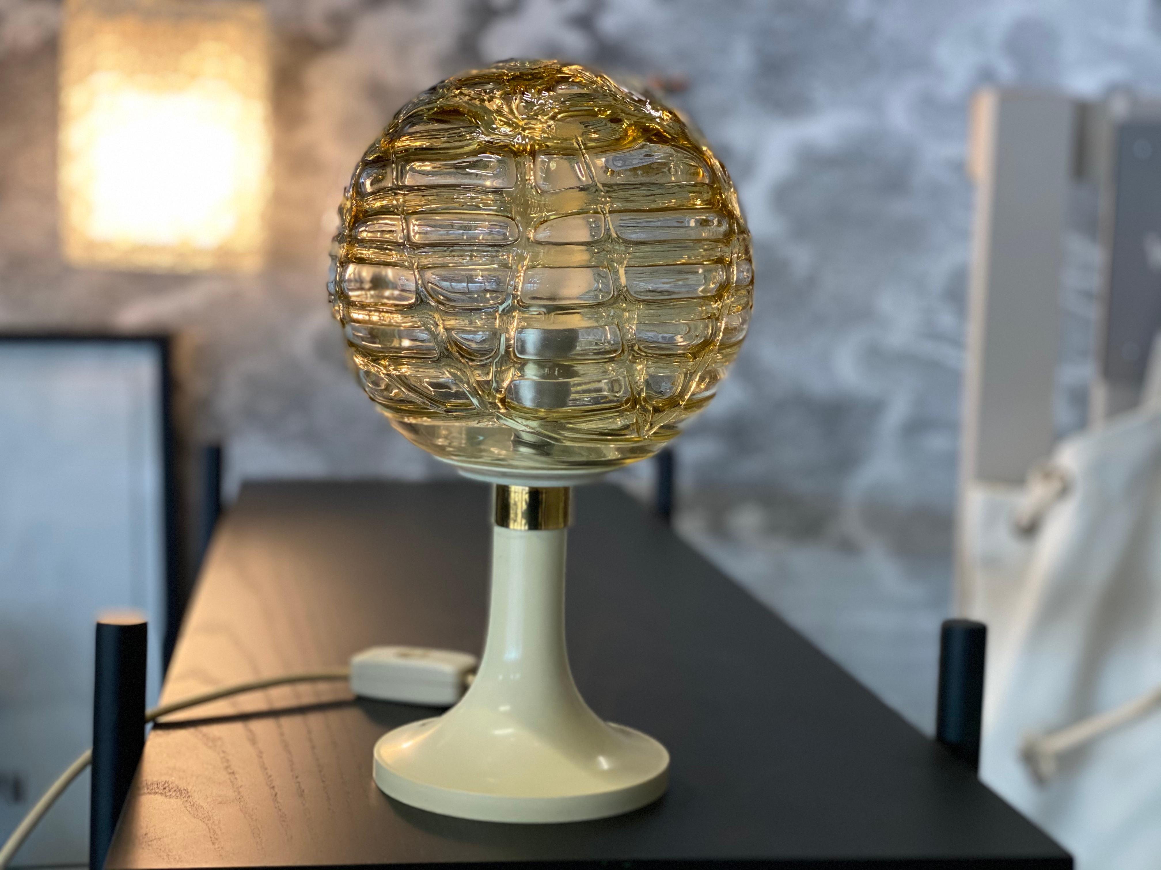 This table lamp is from the company 