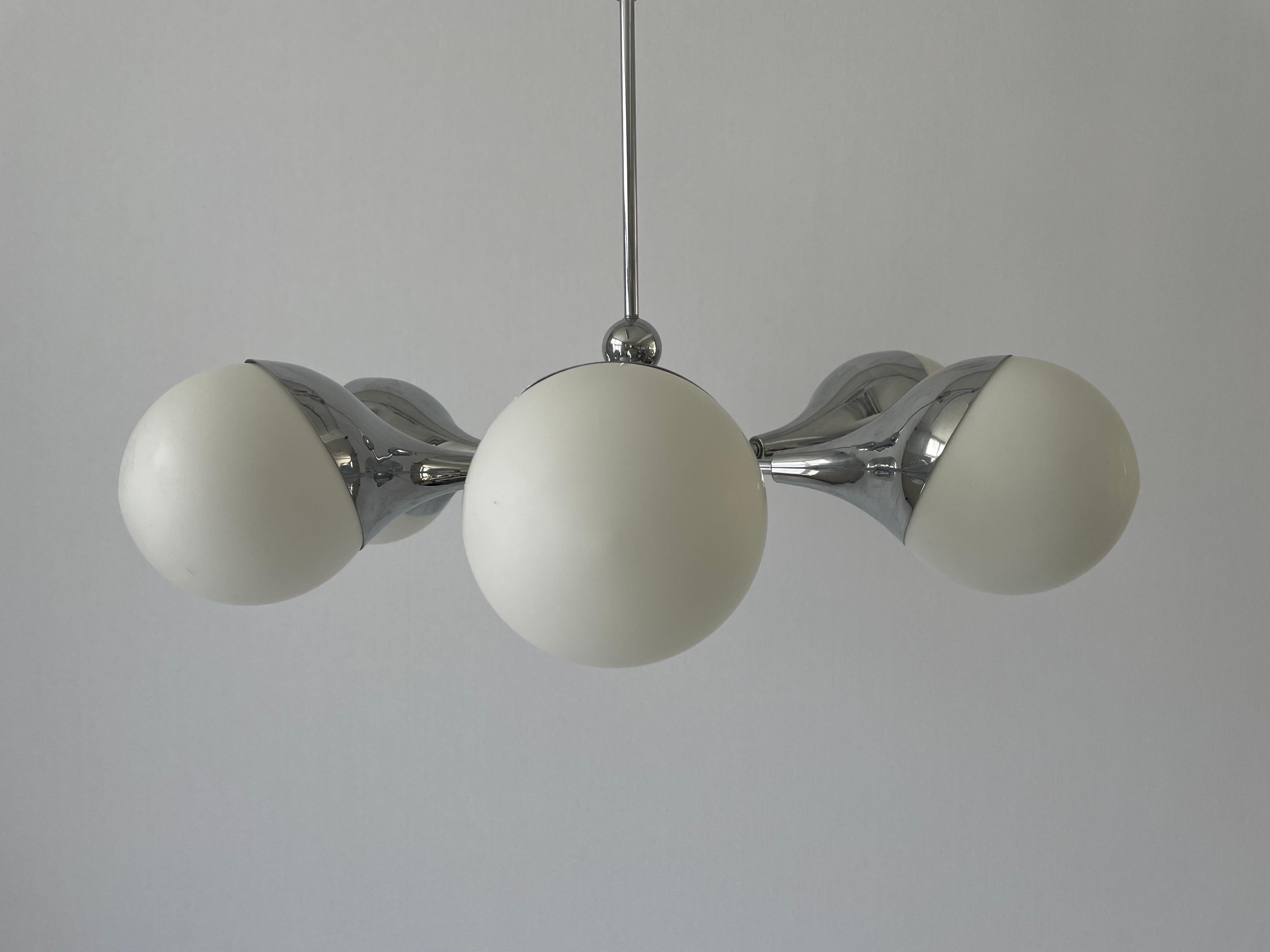 Space Age-Kronleuchter aus Glas und Chrom mit 6 Armen von Kaiser Leuchten, 1970er Jahre, Deutschland (Moderne der Mitte des Jahrhunderts)