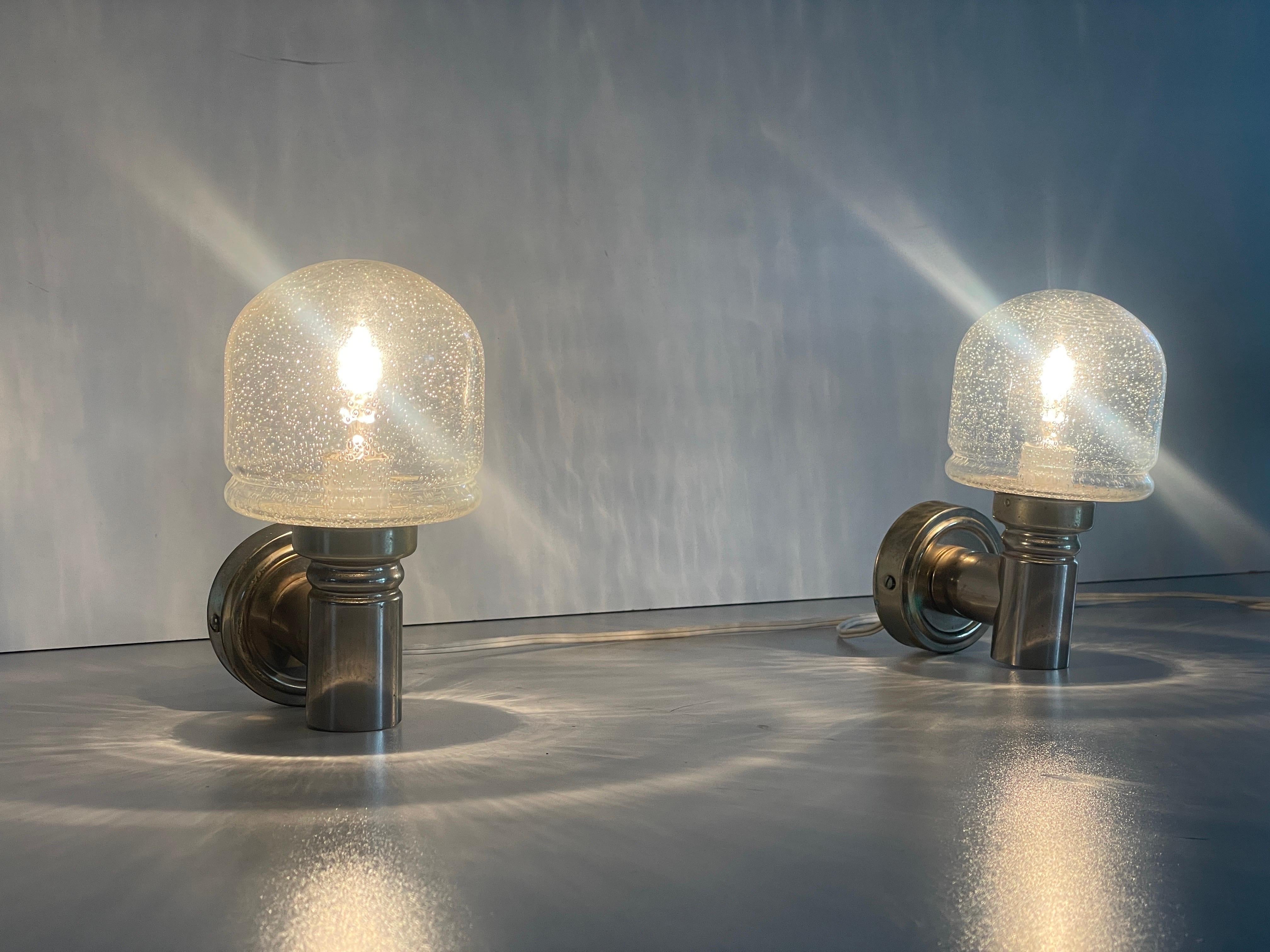 Paire d'appliques en verre et métal de Space AGE par N Leuchten, années 1960, Allemagne en vente 6