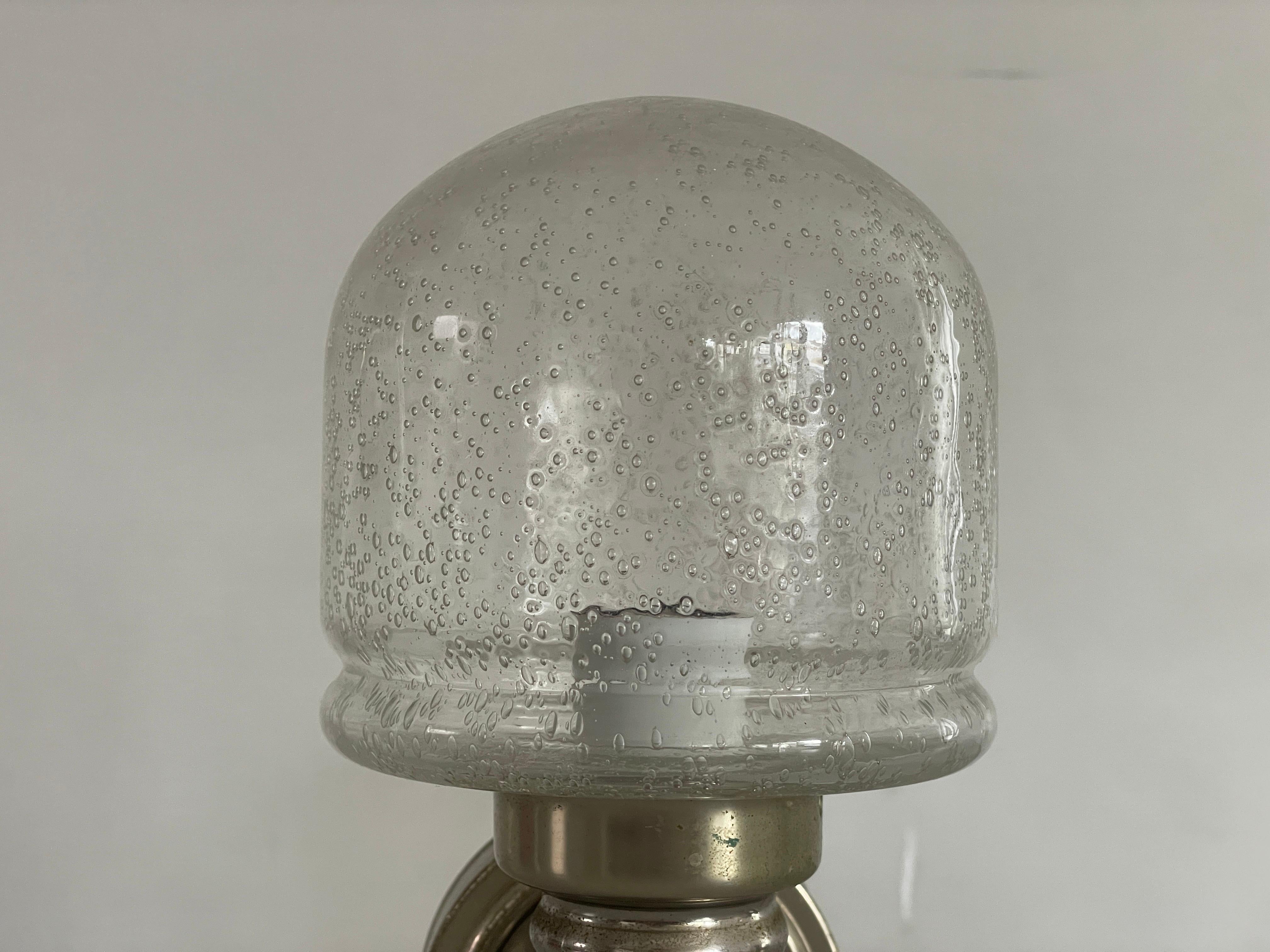 Verre fumé Paire d'appliques en verre et métal de Space AGE par N Leuchten, années 1960, Allemagne en vente