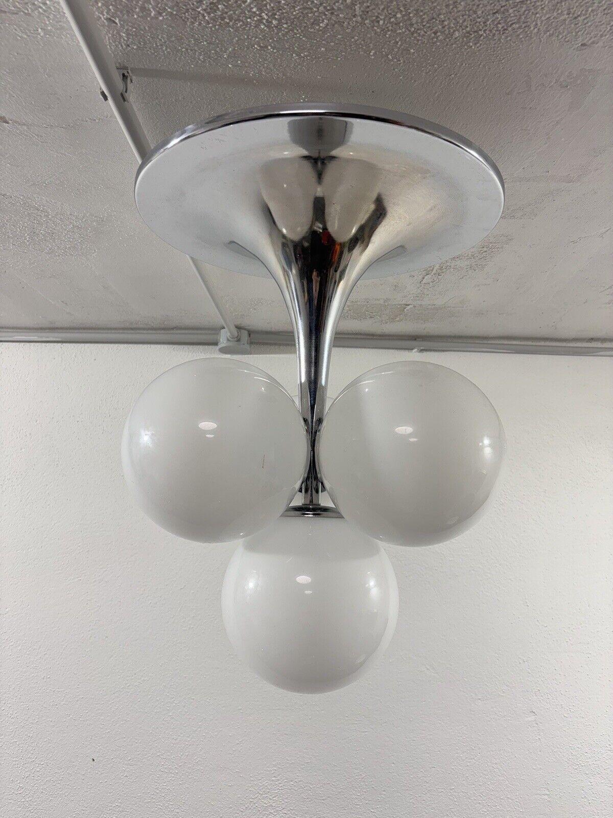 Italian Space Age Globe style Reggiani Chandelier 4 Lights Modern Design 1970's For Sale