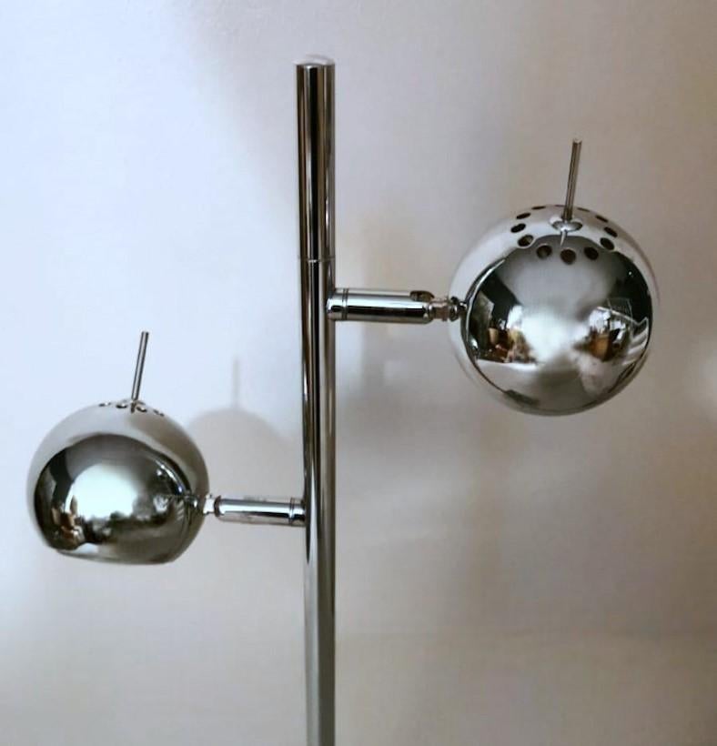 La Era Espacial  Lámpara de mesa italiana de metal cromado estilo Goffredo Reggiani Cromo en venta