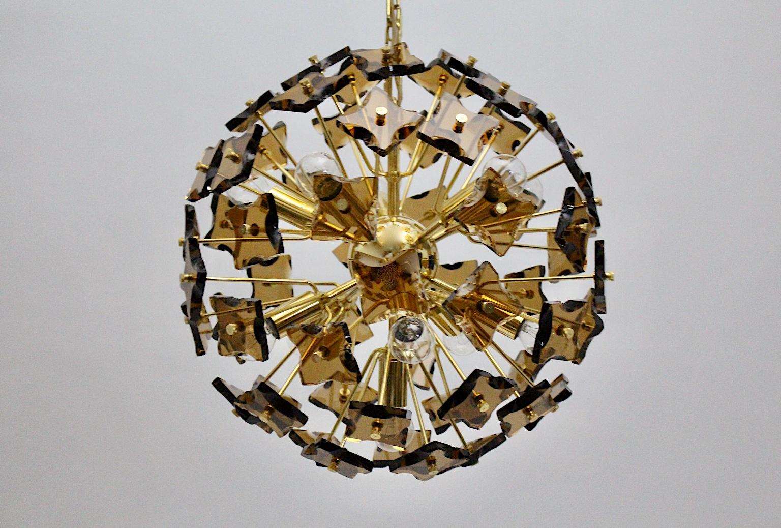 Mid-20th Century Space Age Golden Vintage Glass Sputnik Chandelier Style Fontana Arte 1960s Italy