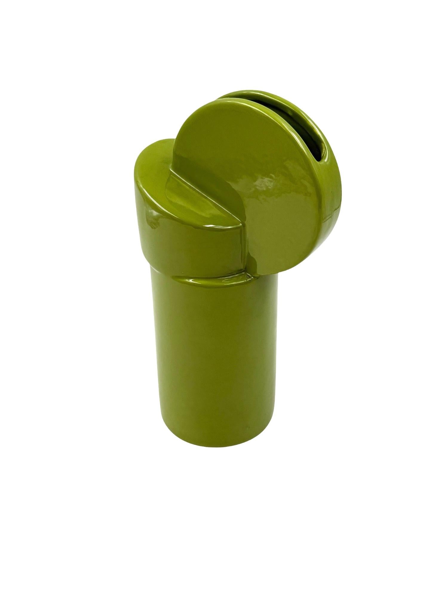 Vase en céramique verte de l'ère spatiale, Pietro Arosio, Parravicini Italie vers 1960 en vente 3