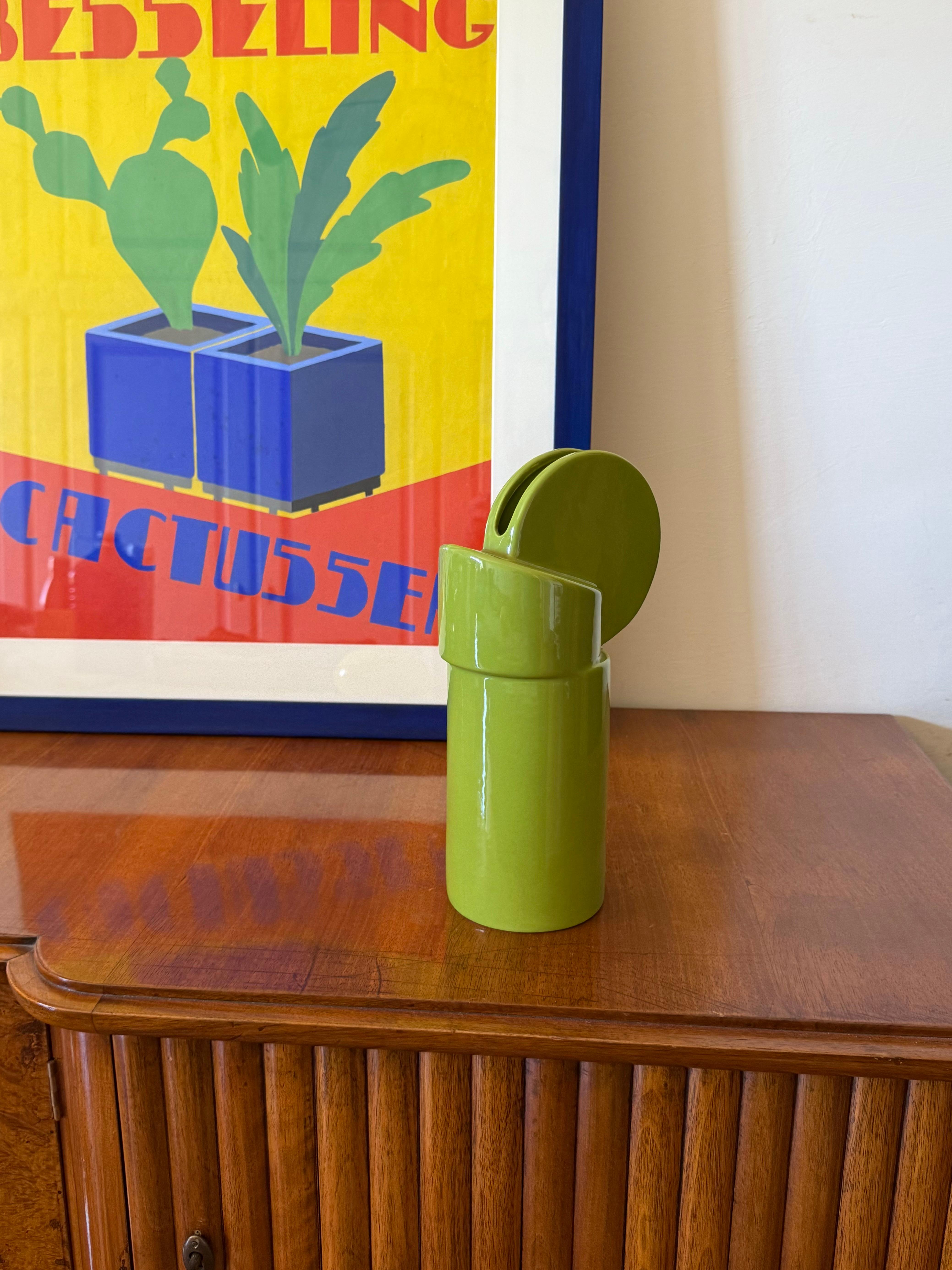 Postmoderne Vase en céramique verte de l'ère spatiale, Pietro Arosio, Parravicini Italie vers 1960 en vente