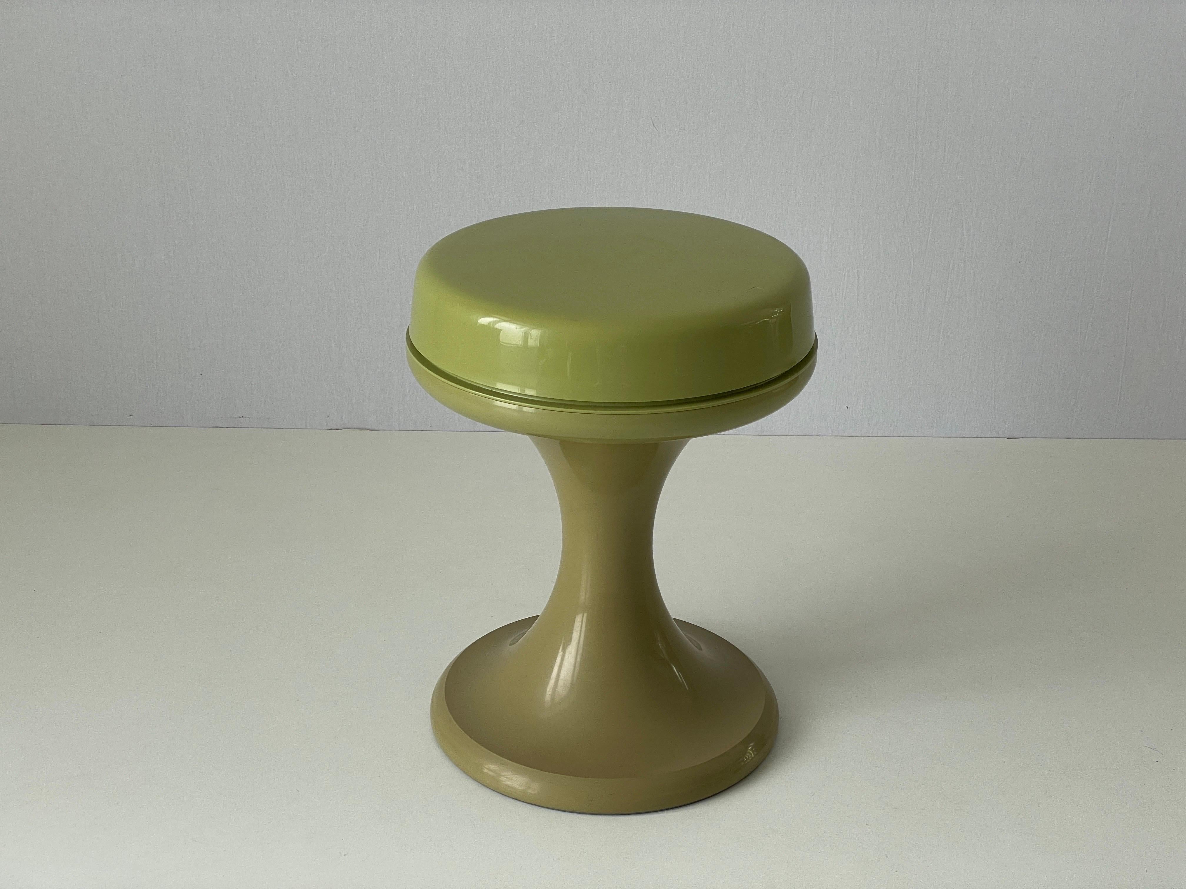 Space Age Green Plastic Stool by EMSA, 1970s, Germany For Sale 1