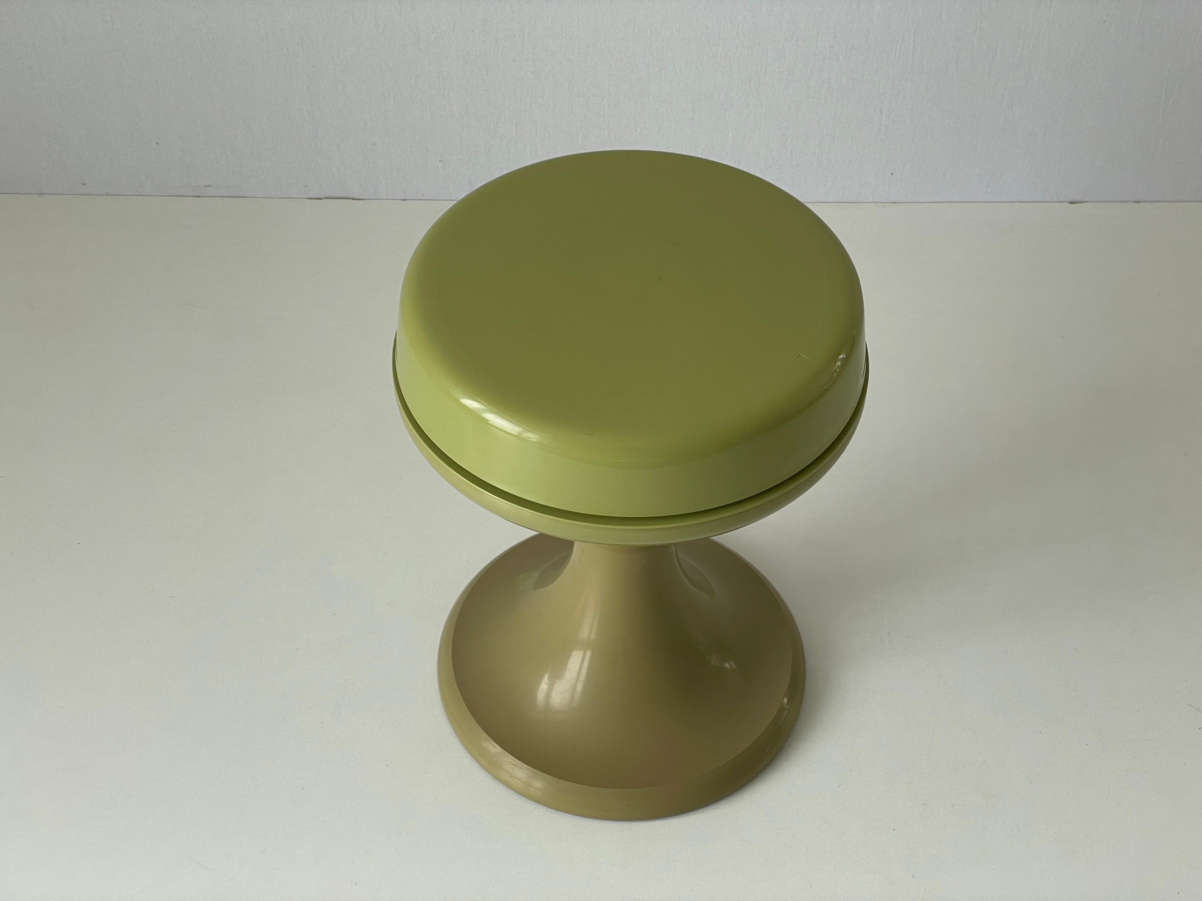 Space Age Green Plastic Stool by EMSA, 1970s, Germany For Sale 2