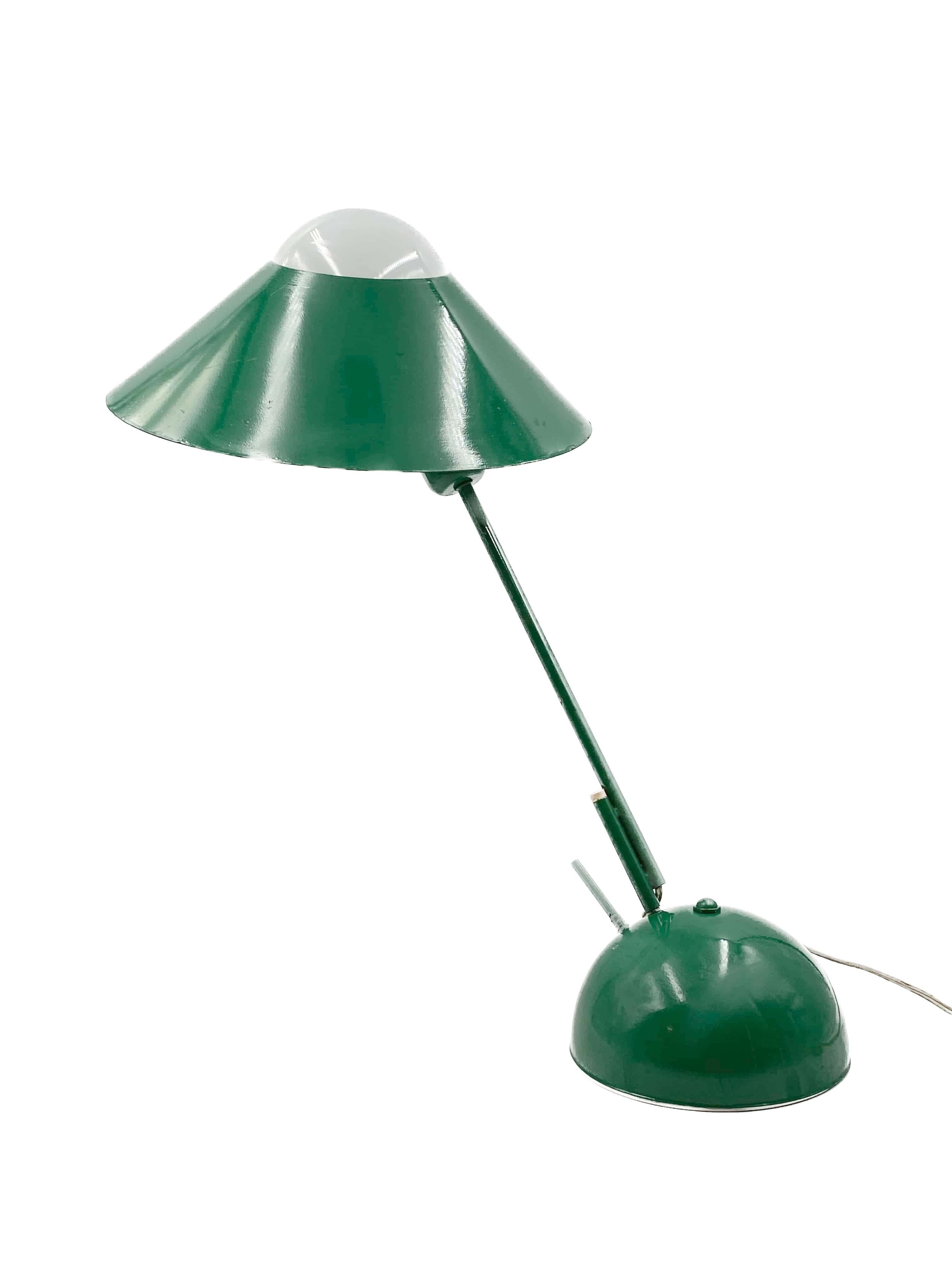 Space Age grüne Tischlampe, Italien, 1970er Jahre im Angebot 9