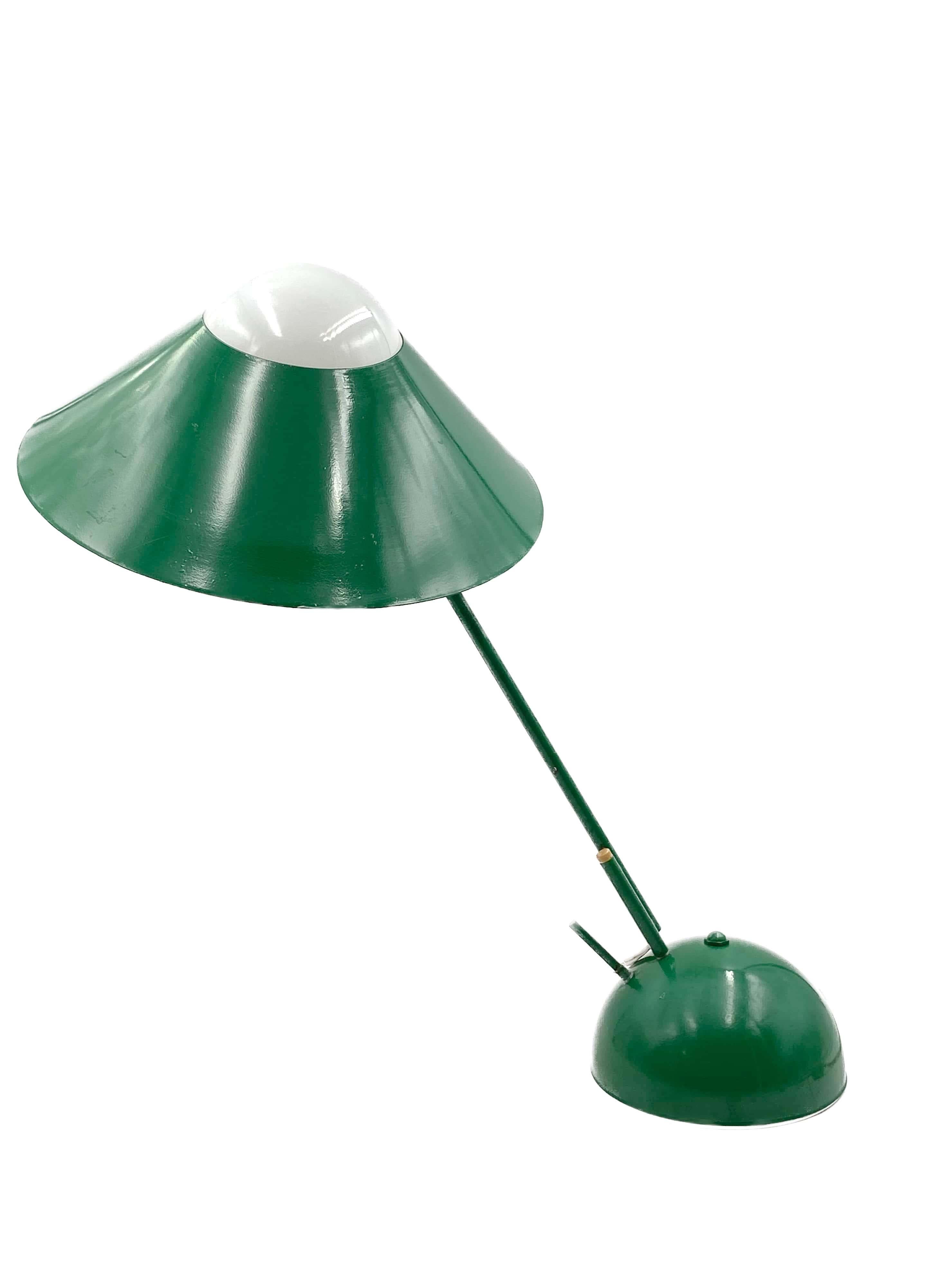 Lampe de table verte Space Age, Italie, années 1970 9