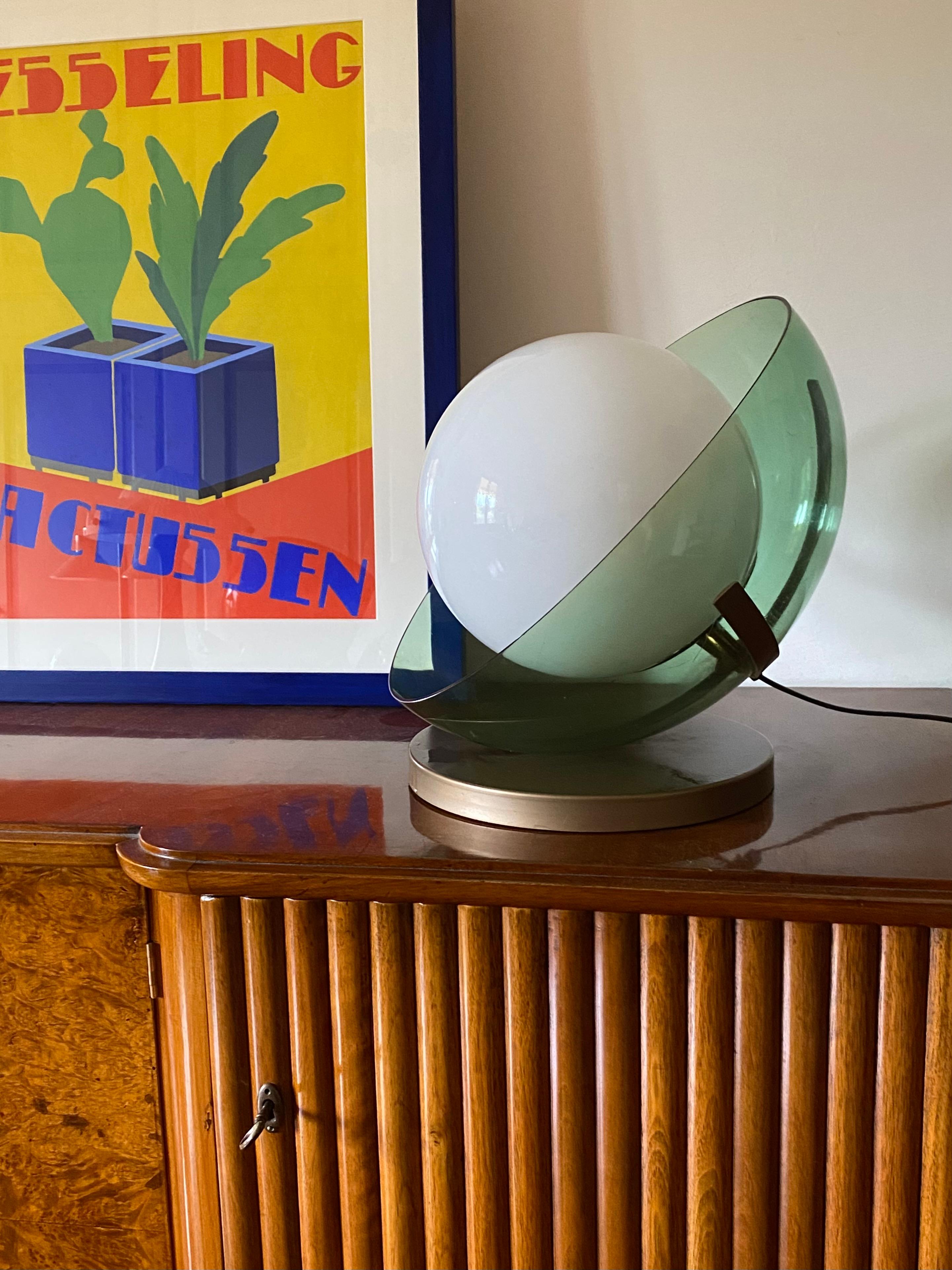 Space Age green table lamp, Stilux Italy, 1970s In Excellent Condition For Sale In Firenze, IT