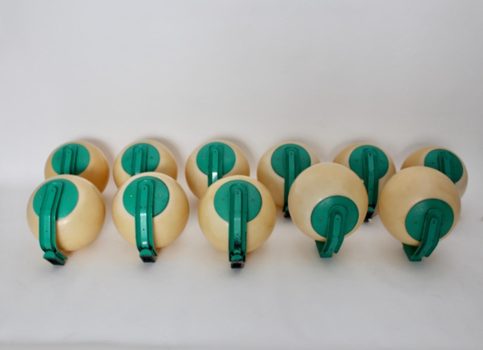 Late 20th Century Space Age Green Vintage Outdoor Plastic Globe Wall Lamps by Guzzini, 1970s Italy