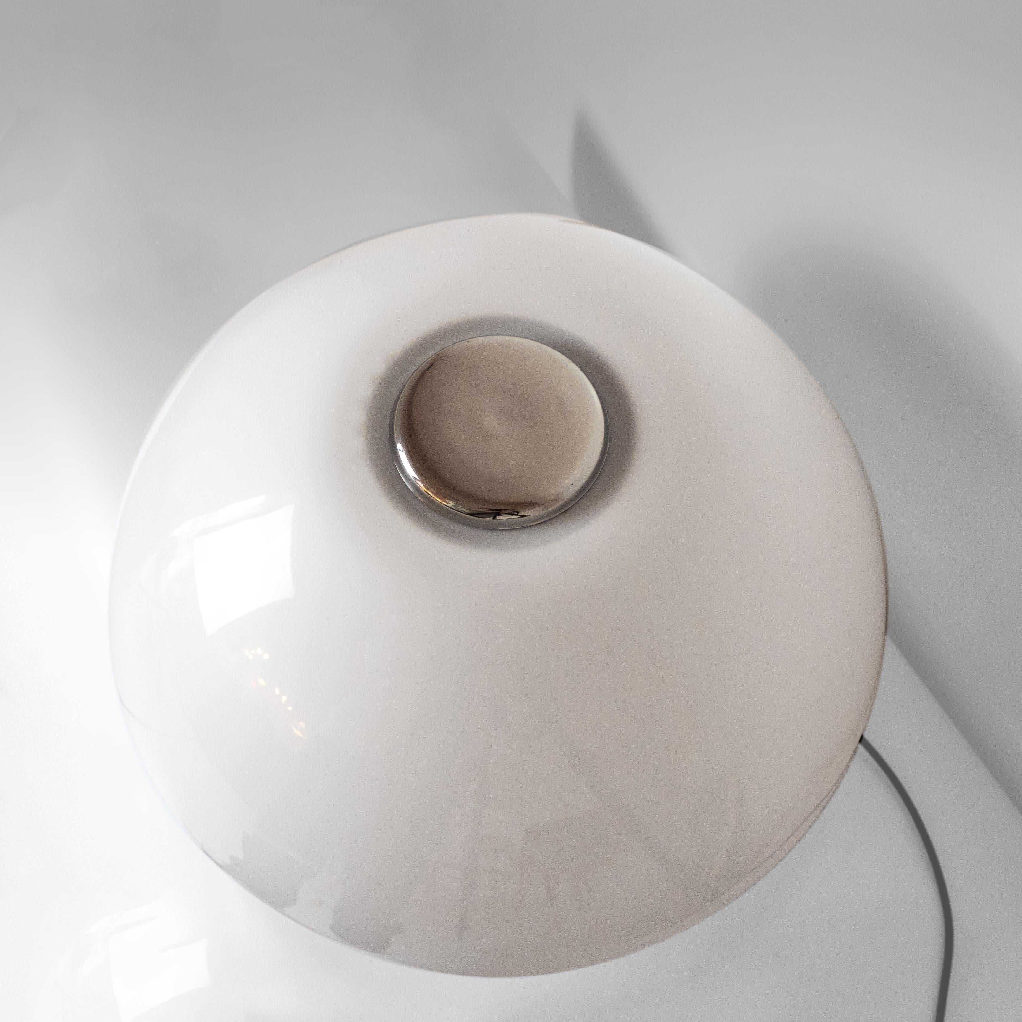 Space Age Guzzini Table Lamp, Model 4030, Italy 1970 For Sale 1