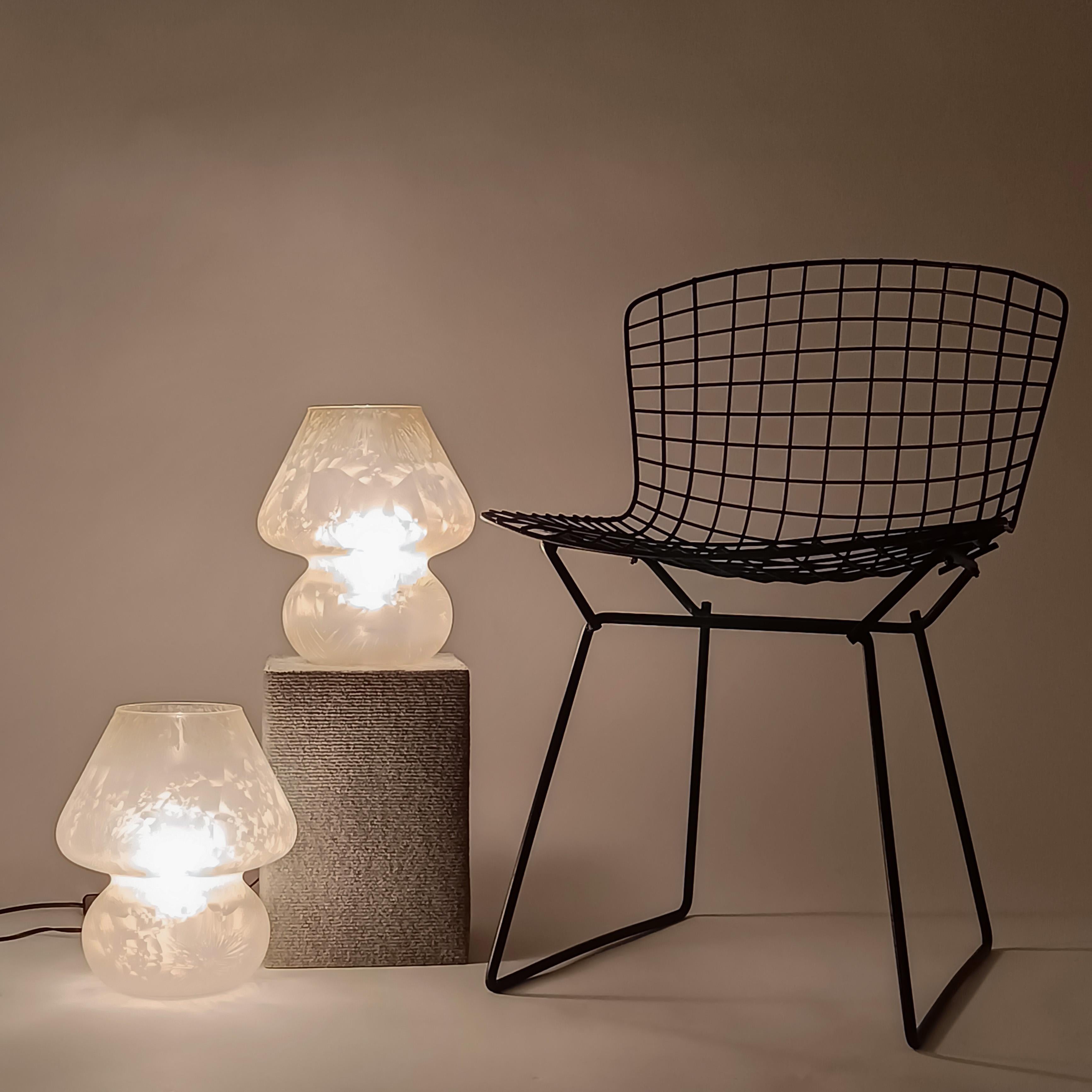 L'âge de l'espace. Lampes de table en verre soufflé à la main, Italie, 1970 Excellent état - En vente à SANT ADRIÀ DE BESÒS, ES