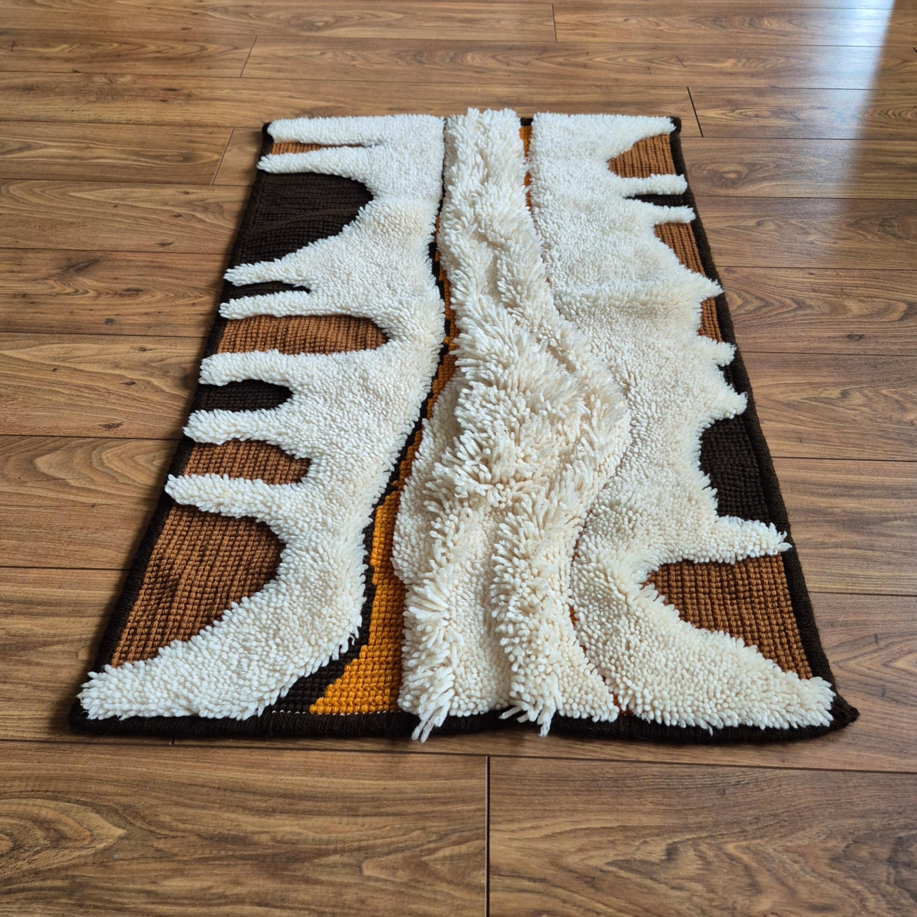 Space age handgeknüpfter Wandbehang, Deutschland 1970 im Zustand „Gut“ im Angebot in ECHT, NL